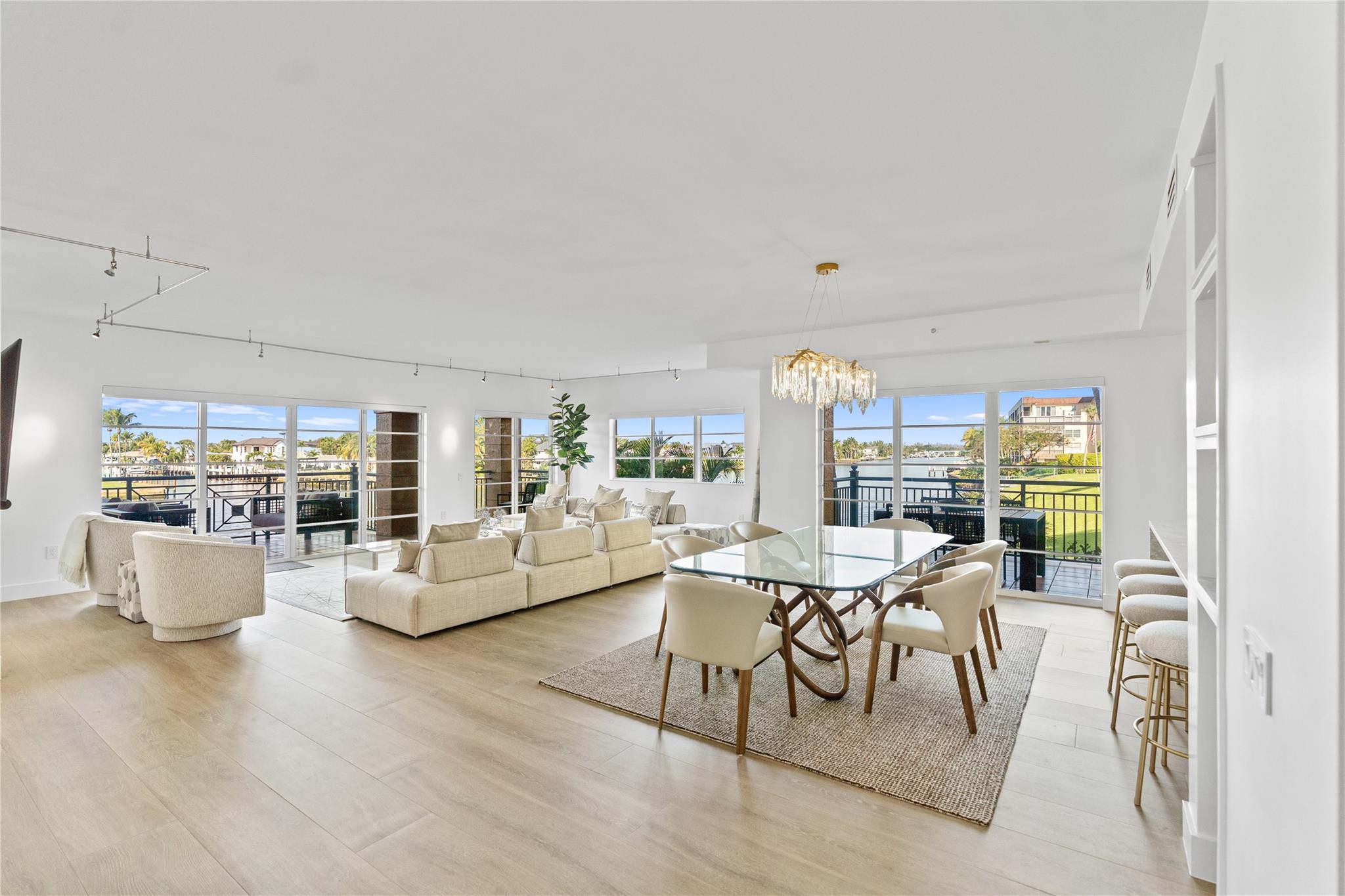 1230 Hillsboro Mile #107 Hillsboro Beach, FL 33062