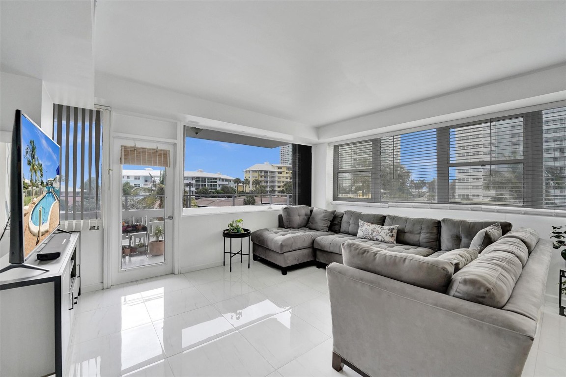 1900 S Ocean #301 Fort Lauderdale, FL 33316