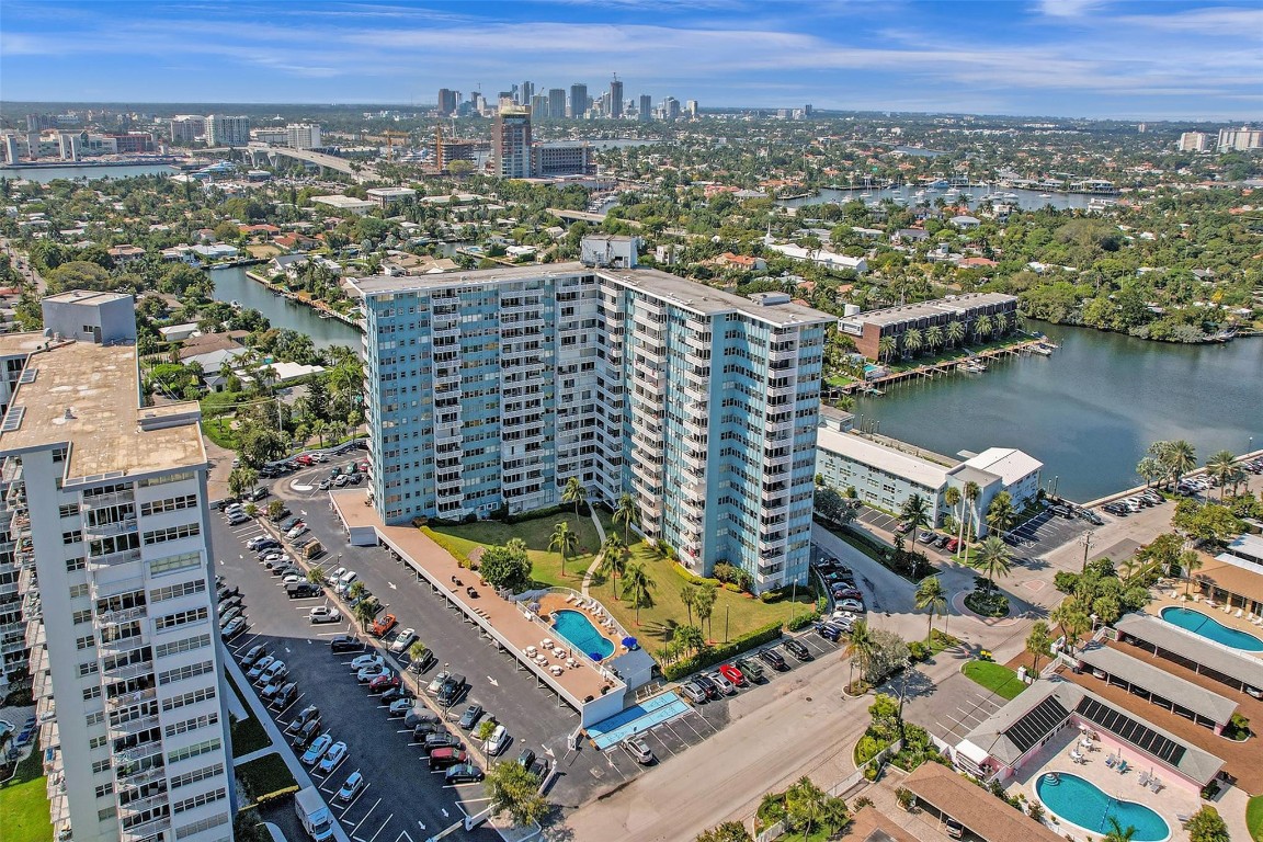 1900 S Ocean #301 Fort Lauderdale, FL 33316