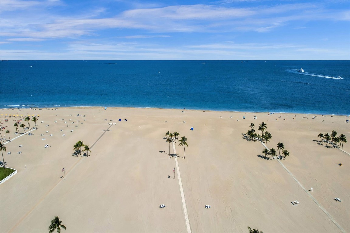 1900 S Ocean #301 Fort Lauderdale, FL 33316