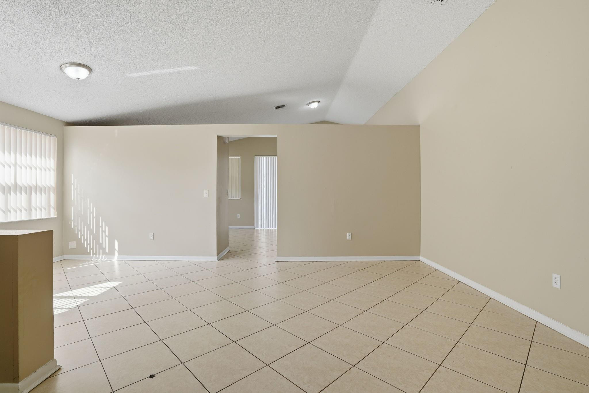 15745 NW 16th Pembroke Pines, FL 33028