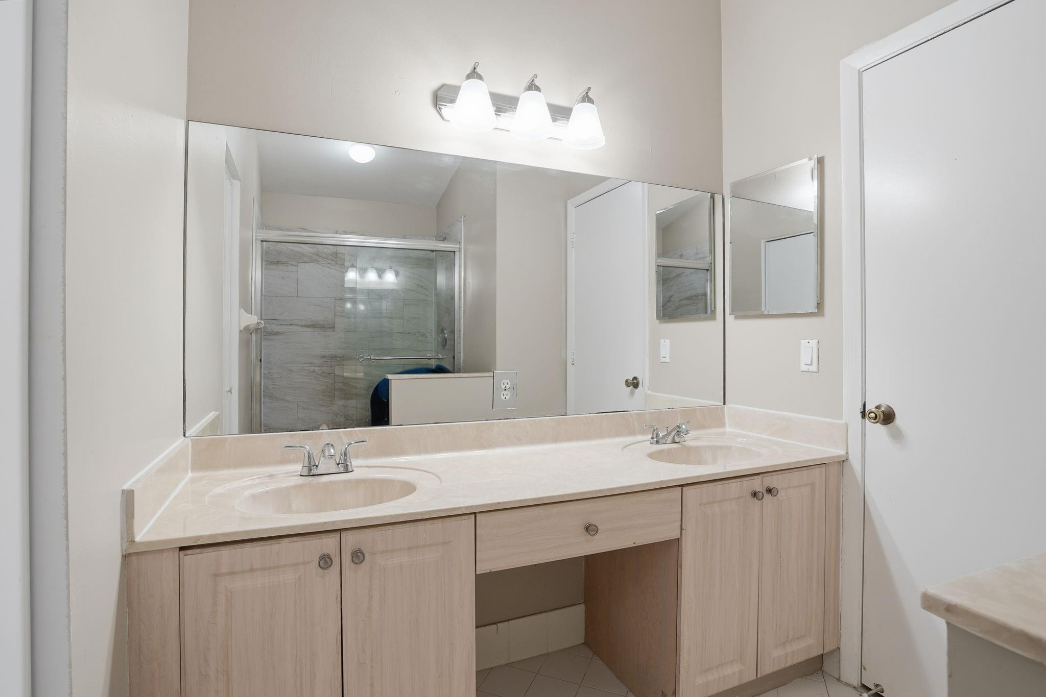 15745 NW 16th Pembroke Pines, FL 33028