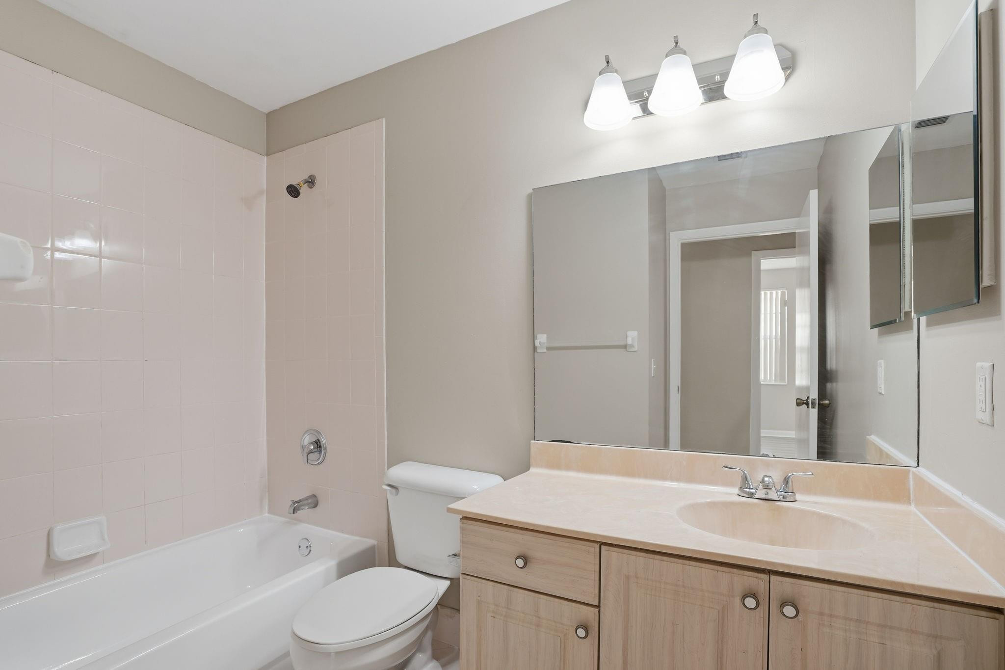 15745 NW 16th Pembroke Pines, FL 33028