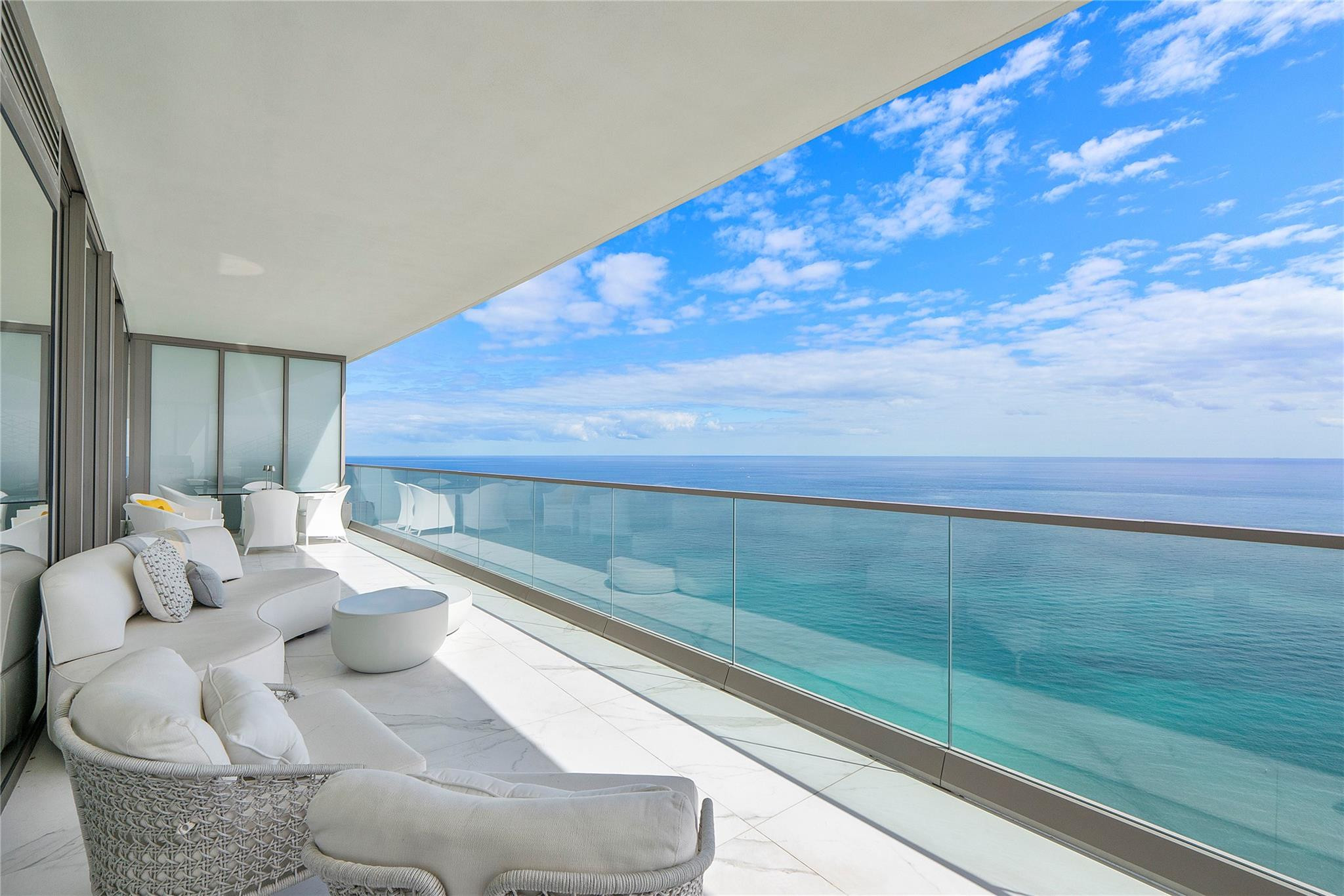 18975 Collins #3401 Sunny Isles Beach, FL 33160