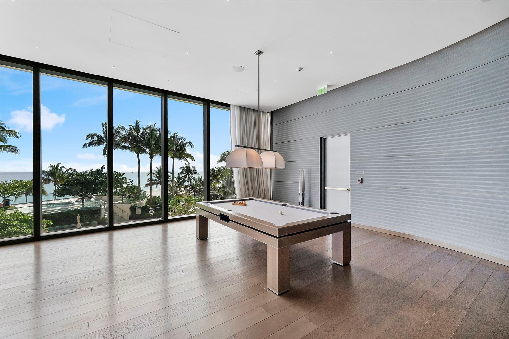 18975 Collins #3401 Sunny Isles Beach, FL 33160