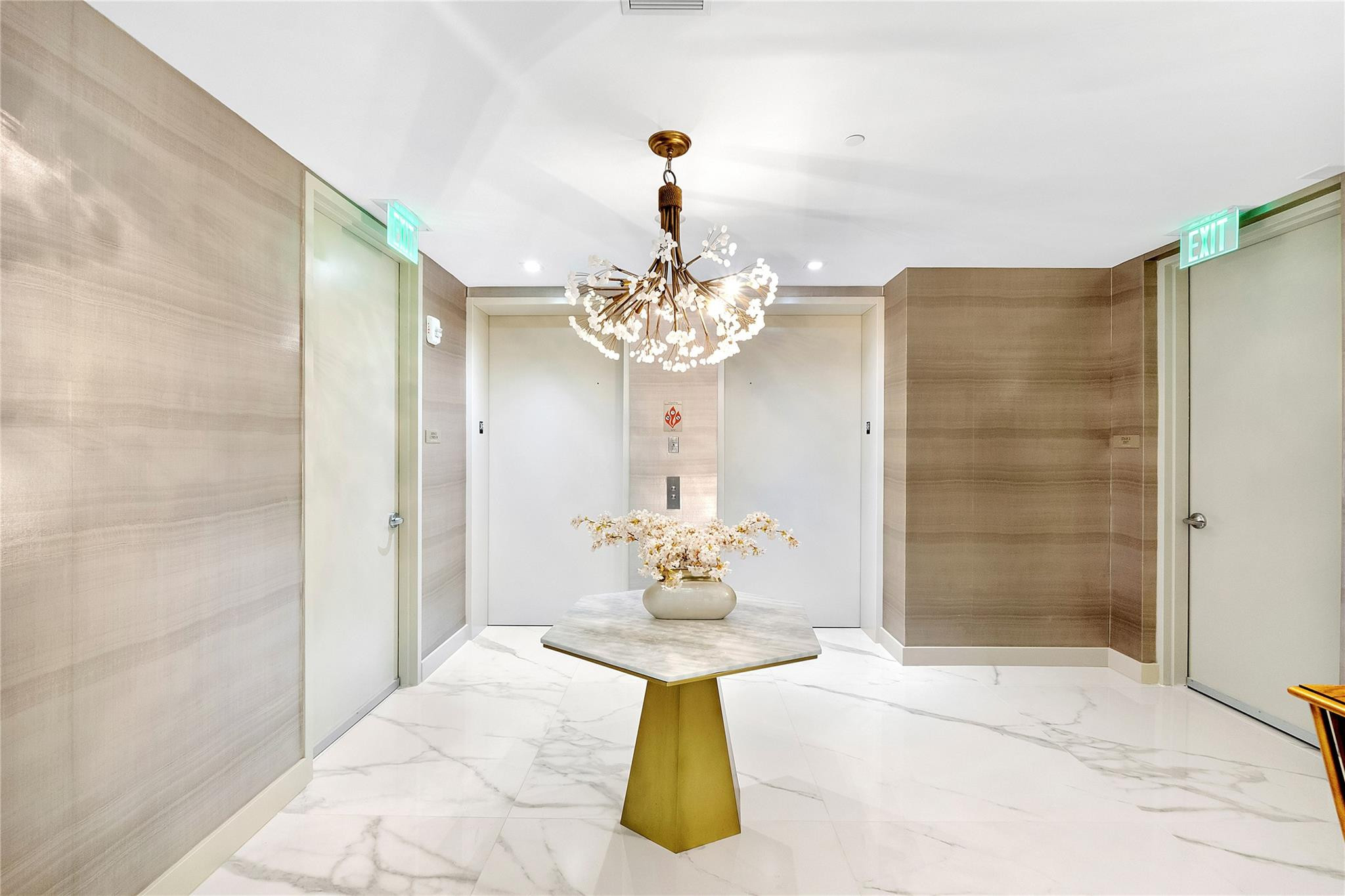 18975 Collins #3401 Sunny Isles Beach, FL 33160