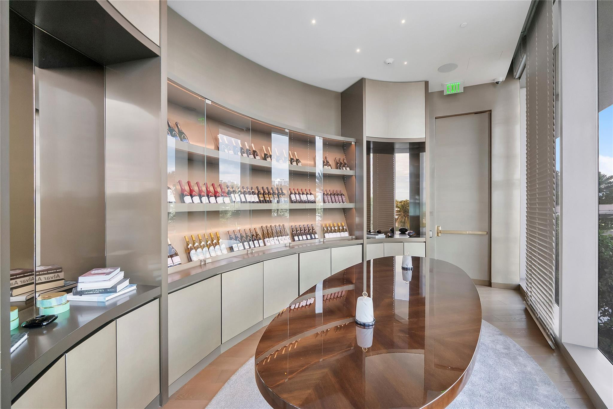 18975 Collins #3401 Sunny Isles Beach, FL 33160