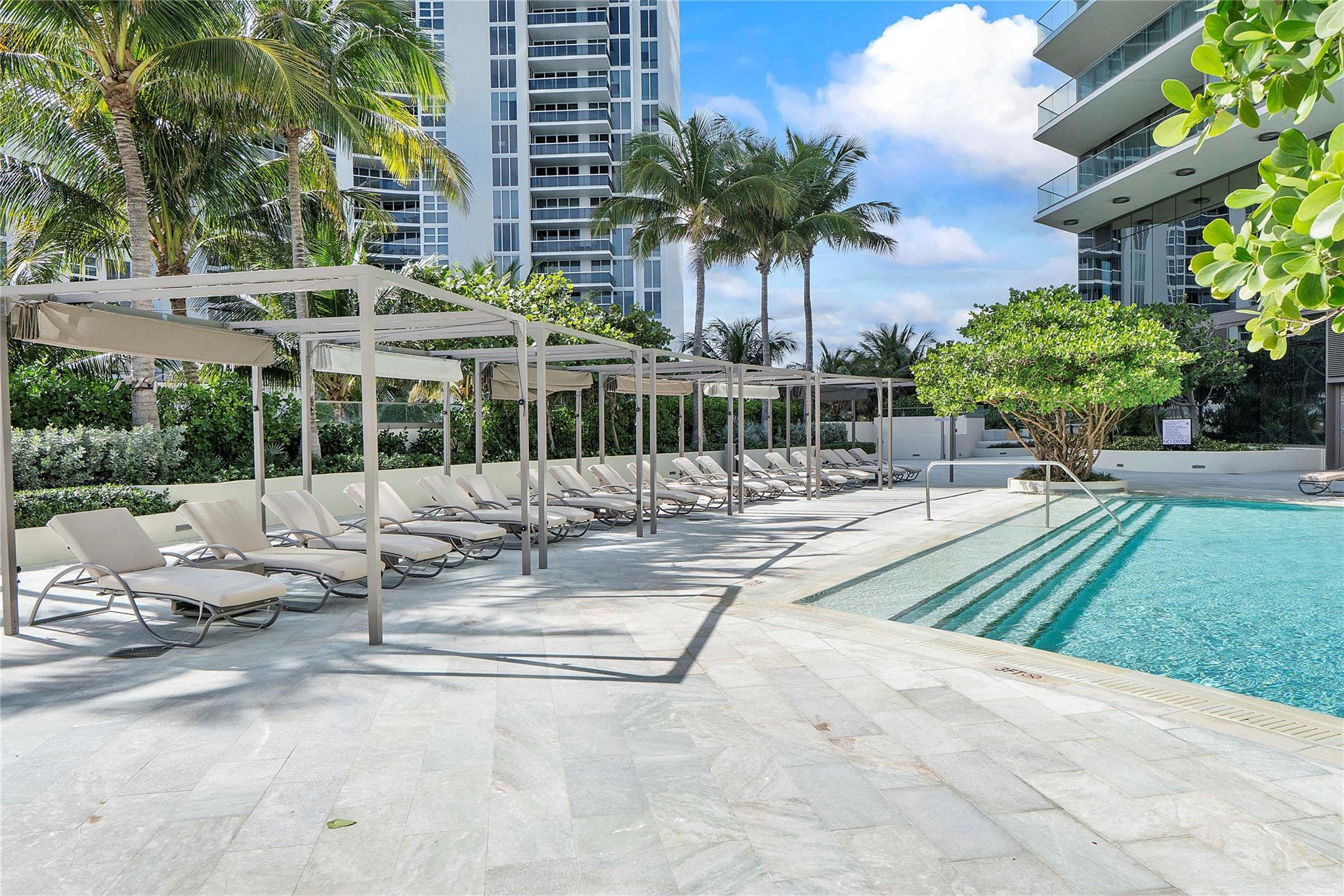 18975 Collins #3401 Sunny Isles Beach, FL 33160