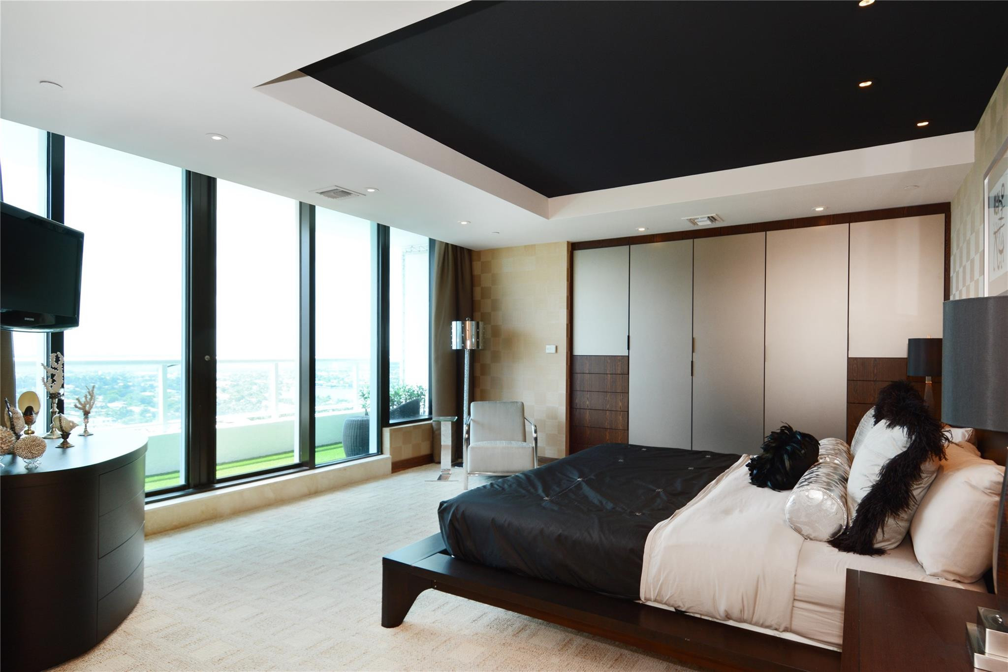 1 N Fort Lauderdale Bch #2302 Fort Lauderdale, FL 33304