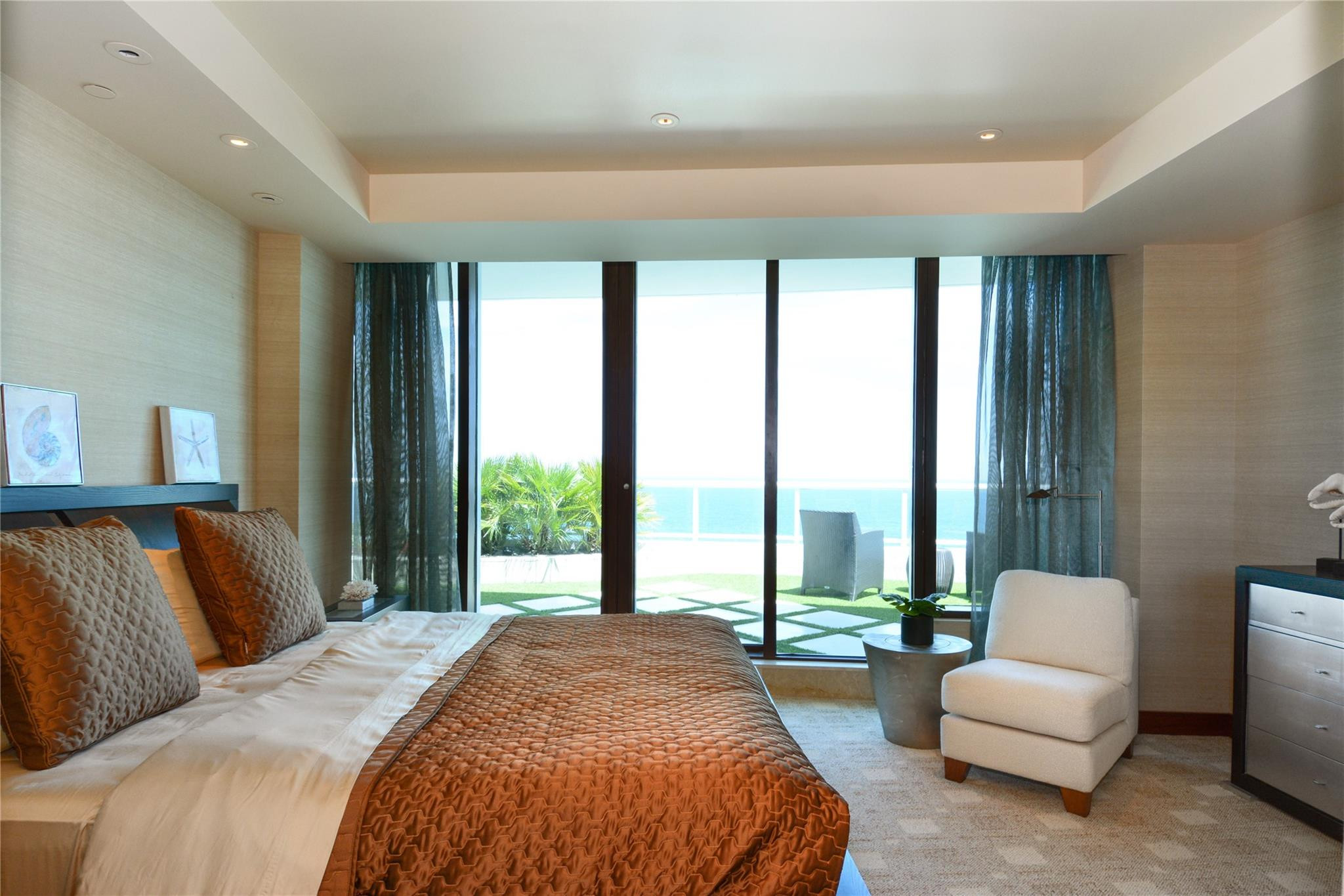 1 N Fort Lauderdale Bch #2302 Fort Lauderdale, FL 33304