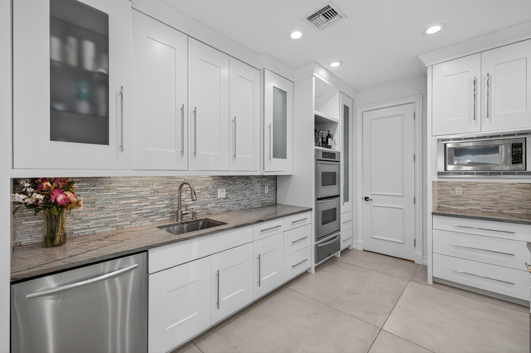 2614 Castilla Fort Lauderdale, FL 33301