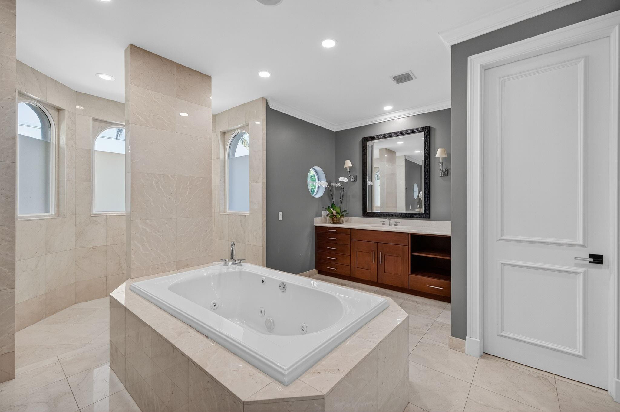 2614 Castilla Fort Lauderdale, FL 33301