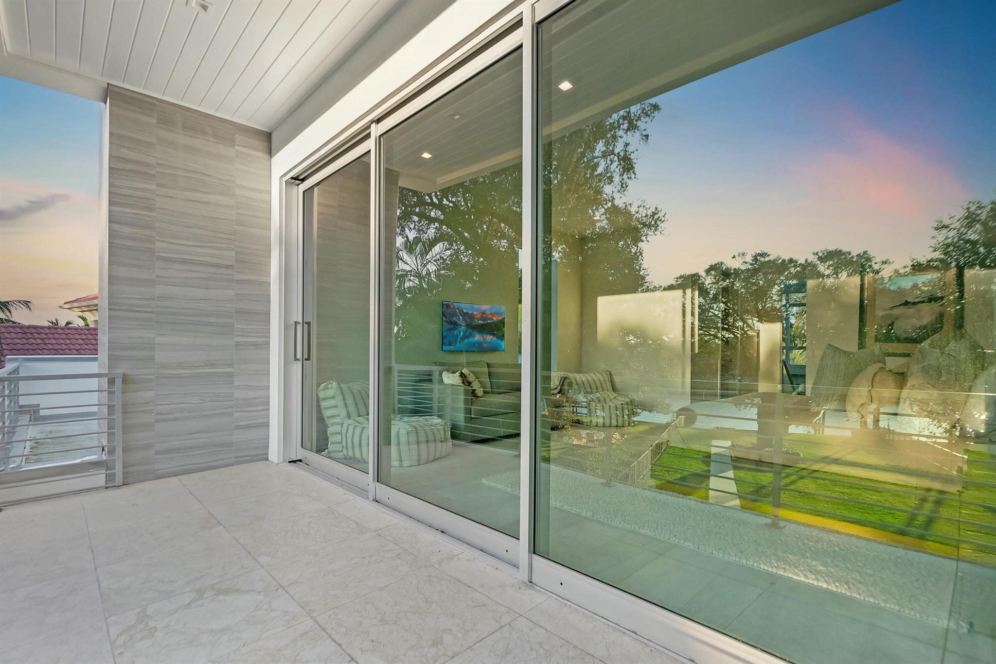 2162 Radnor Rd North Palm Beach, FL 33408 2162 Radnor Rd North Palm Beach, FL 33408