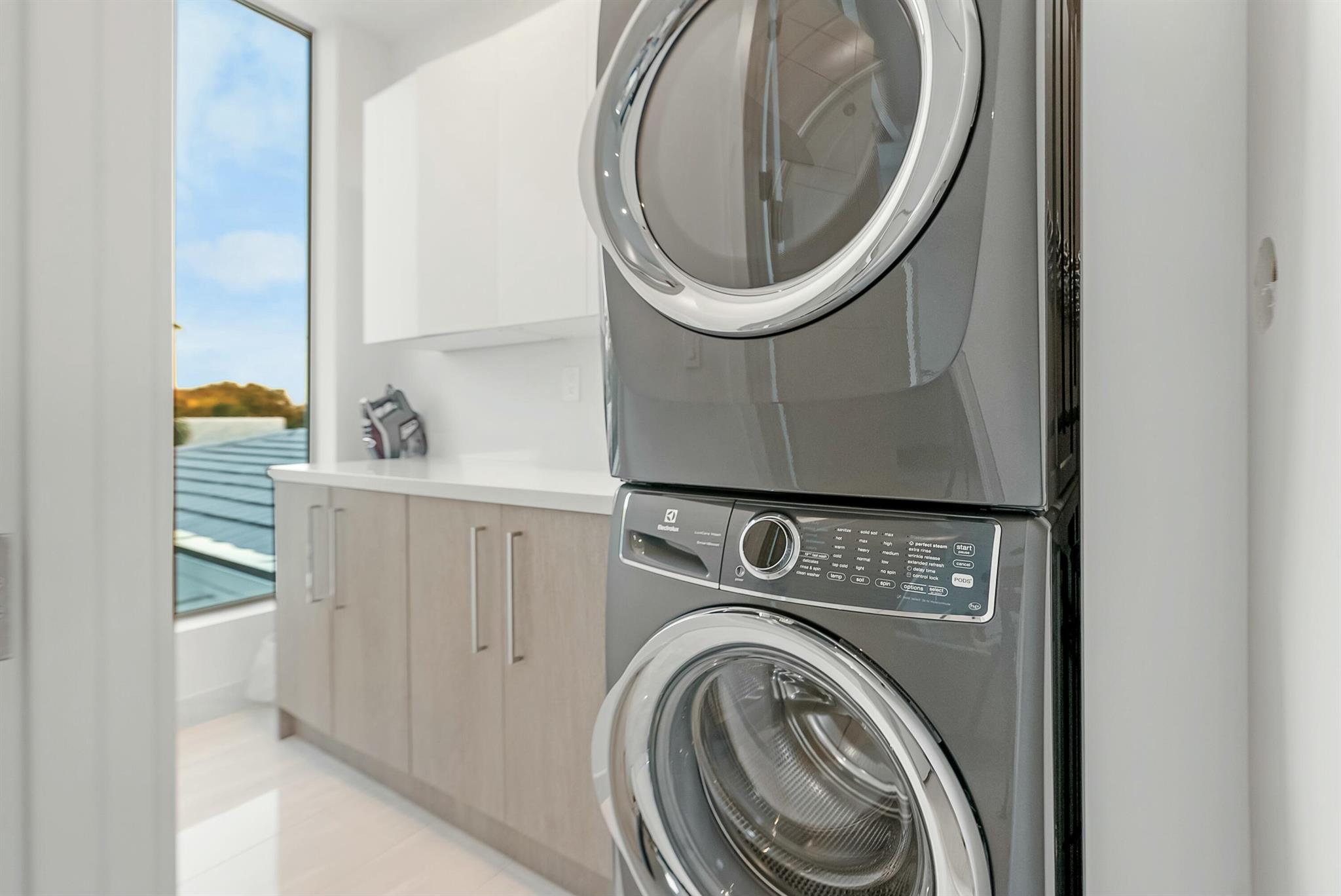 2162 Radnor Rd North Palm Beach, FL 33408 2162 Radnor Rd North Palm Beach, FL 33408