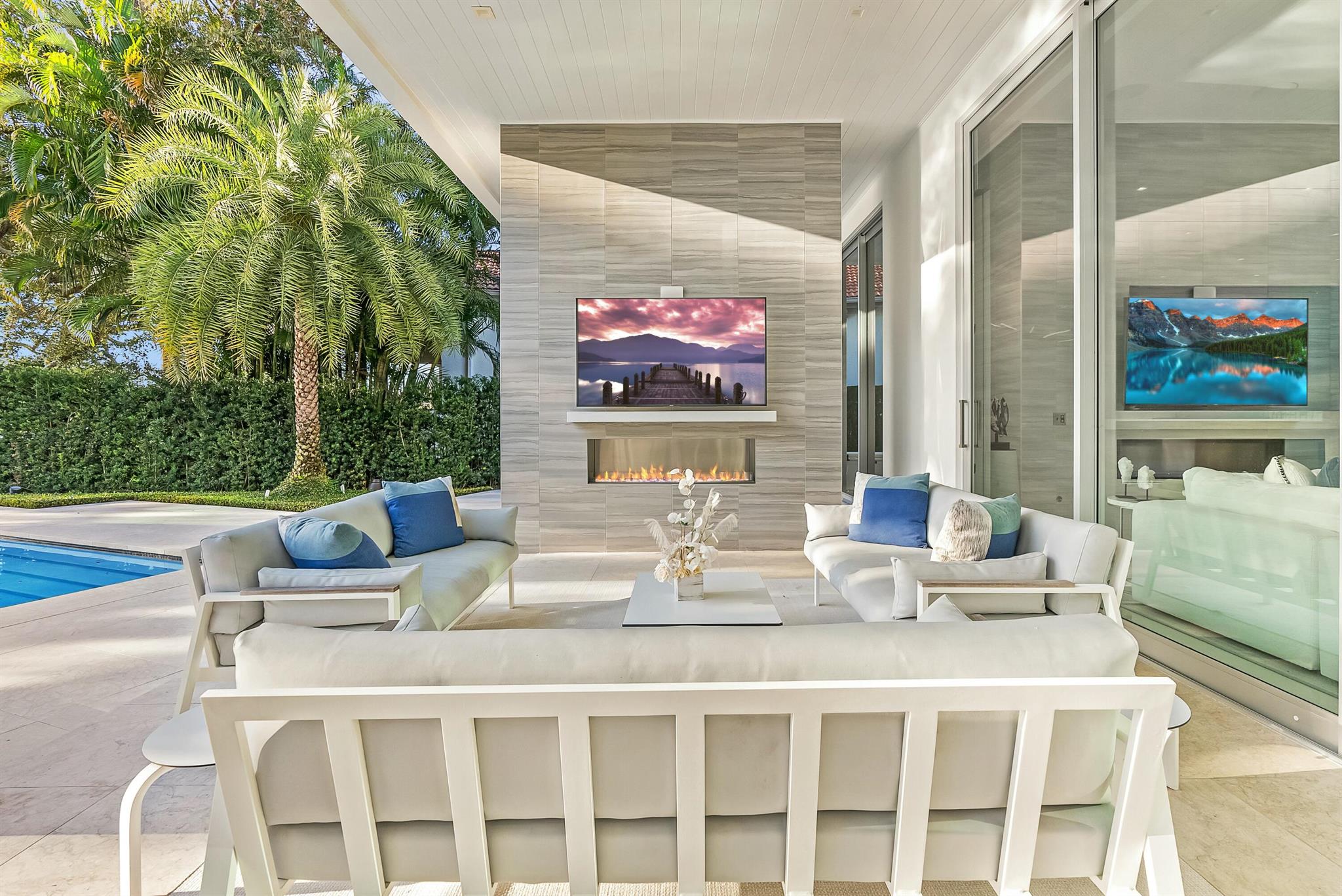 2162 Radnor Rd North Palm Beach, FL 33408 2162 Radnor Rd North Palm Beach, FL 33408