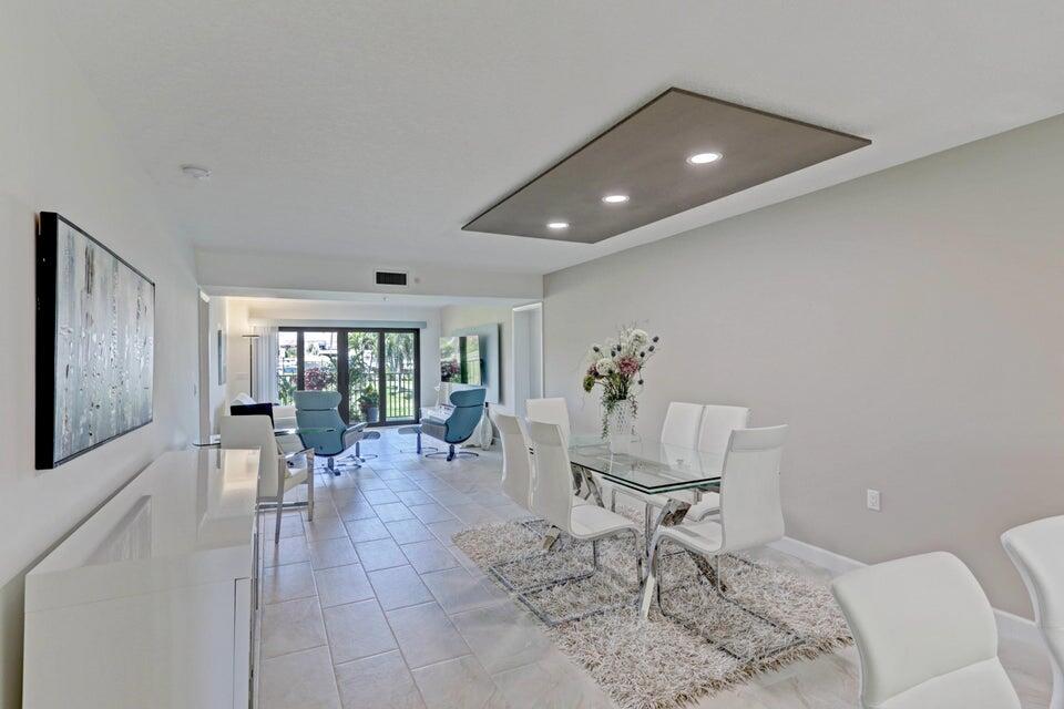 901 Seafarer Cir #105 Jupiter, FL 33477