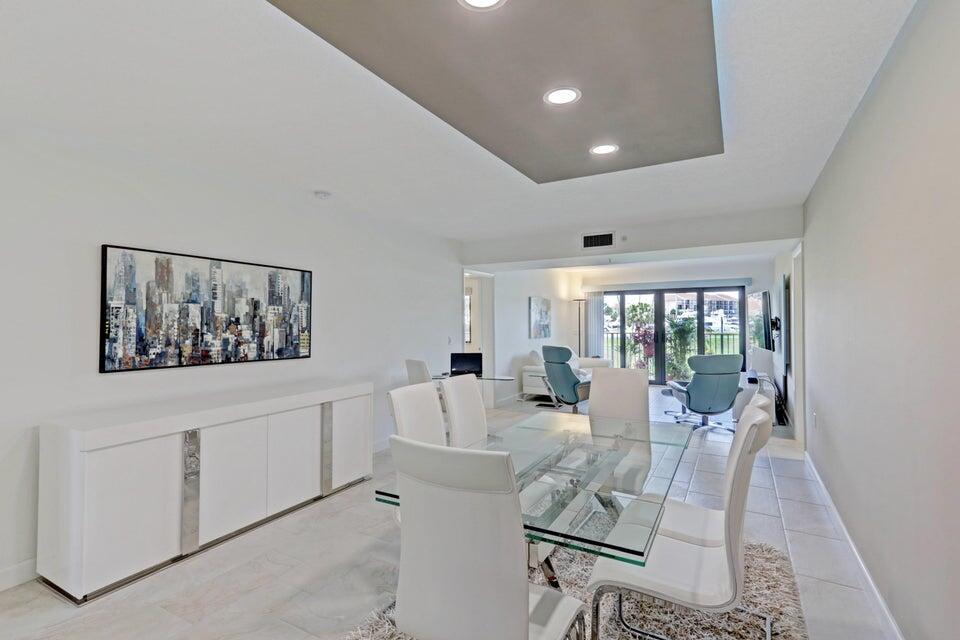 901 Seafarer Cir #105 Jupiter, FL 33477
