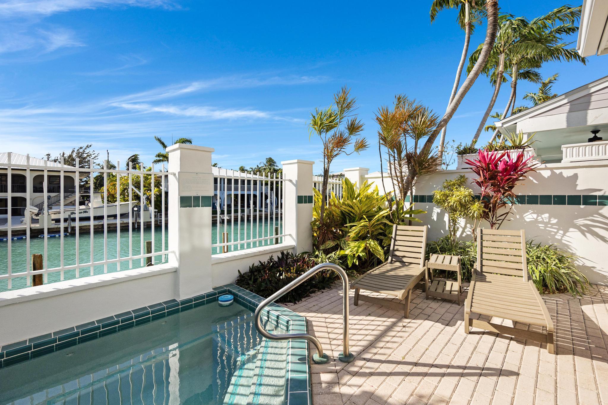 7017 Harbor Vlg Dr,Duck Key, FL 33050