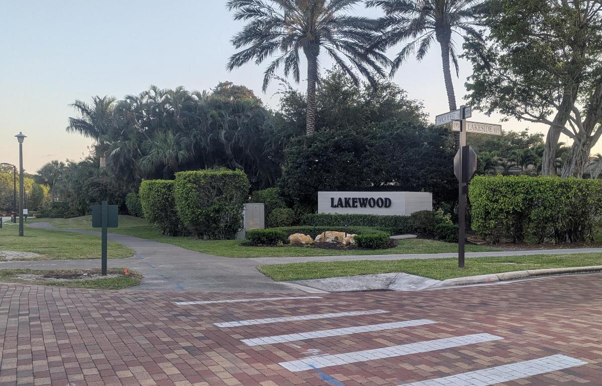 7835 Lakeside #963 Boca Raton, FL 33434