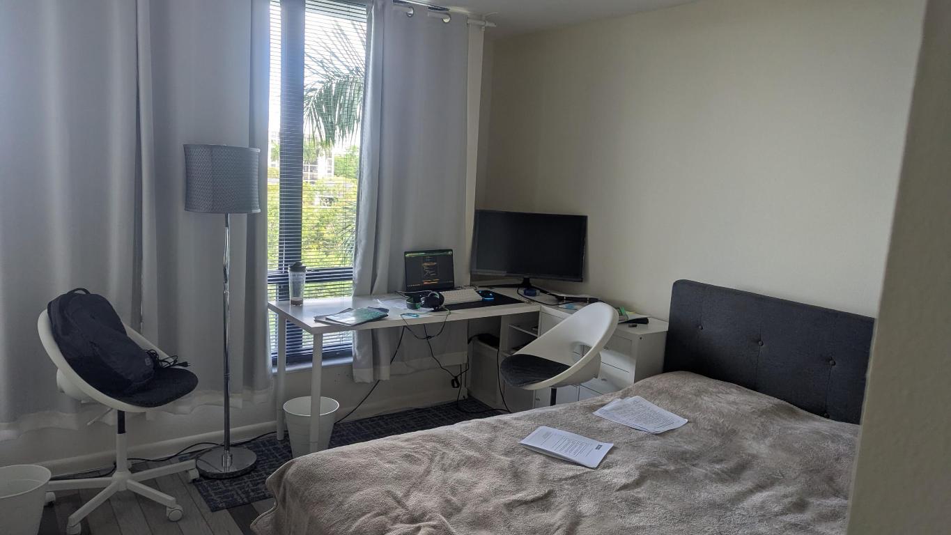 7835 Lakeside #963 Boca Raton, FL 33434