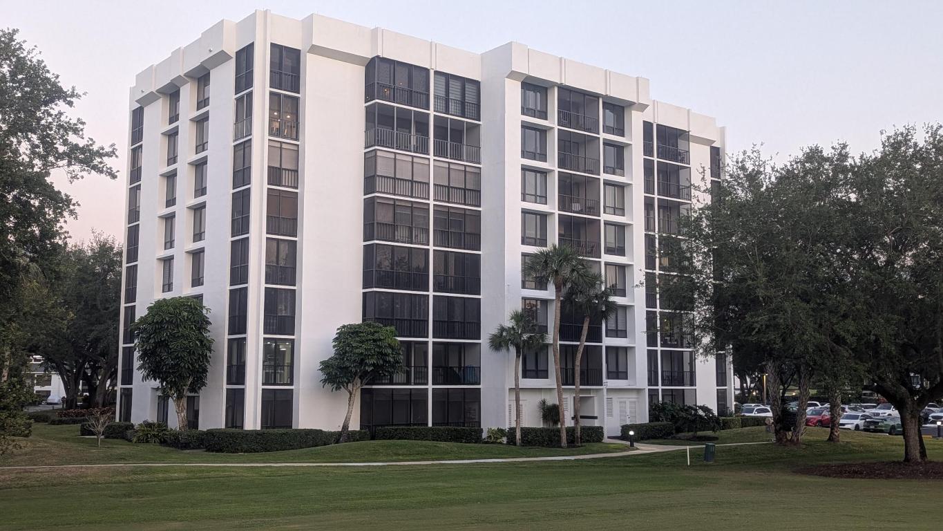 7835 Lakeside #963 Boca Raton, FL 33434