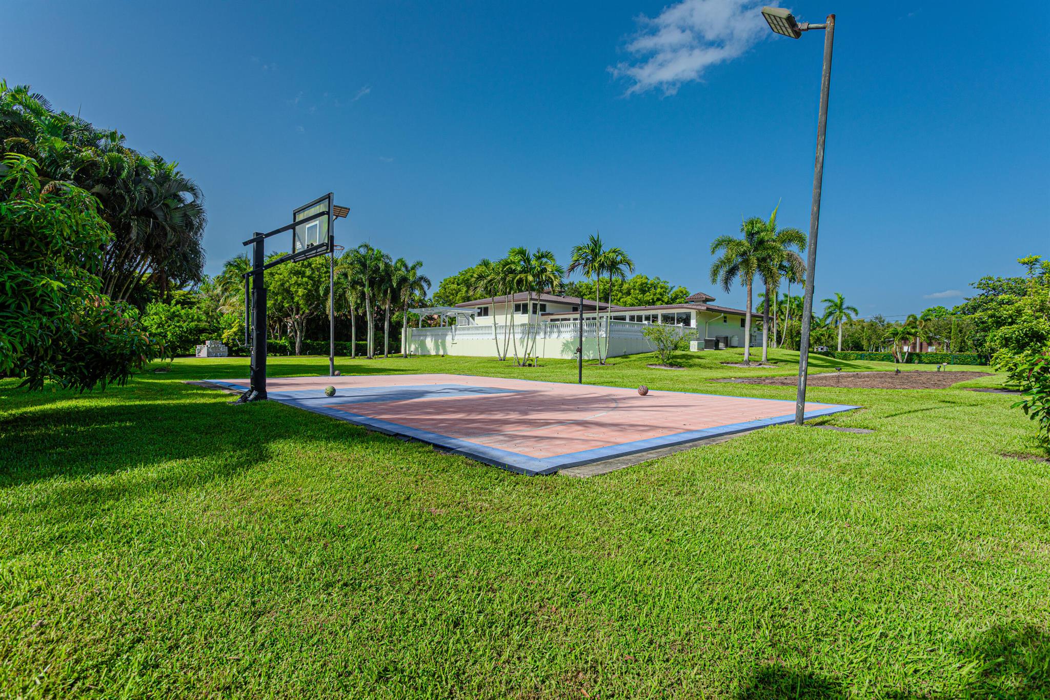 875 NW 120th Ave Plantation, FL 33325