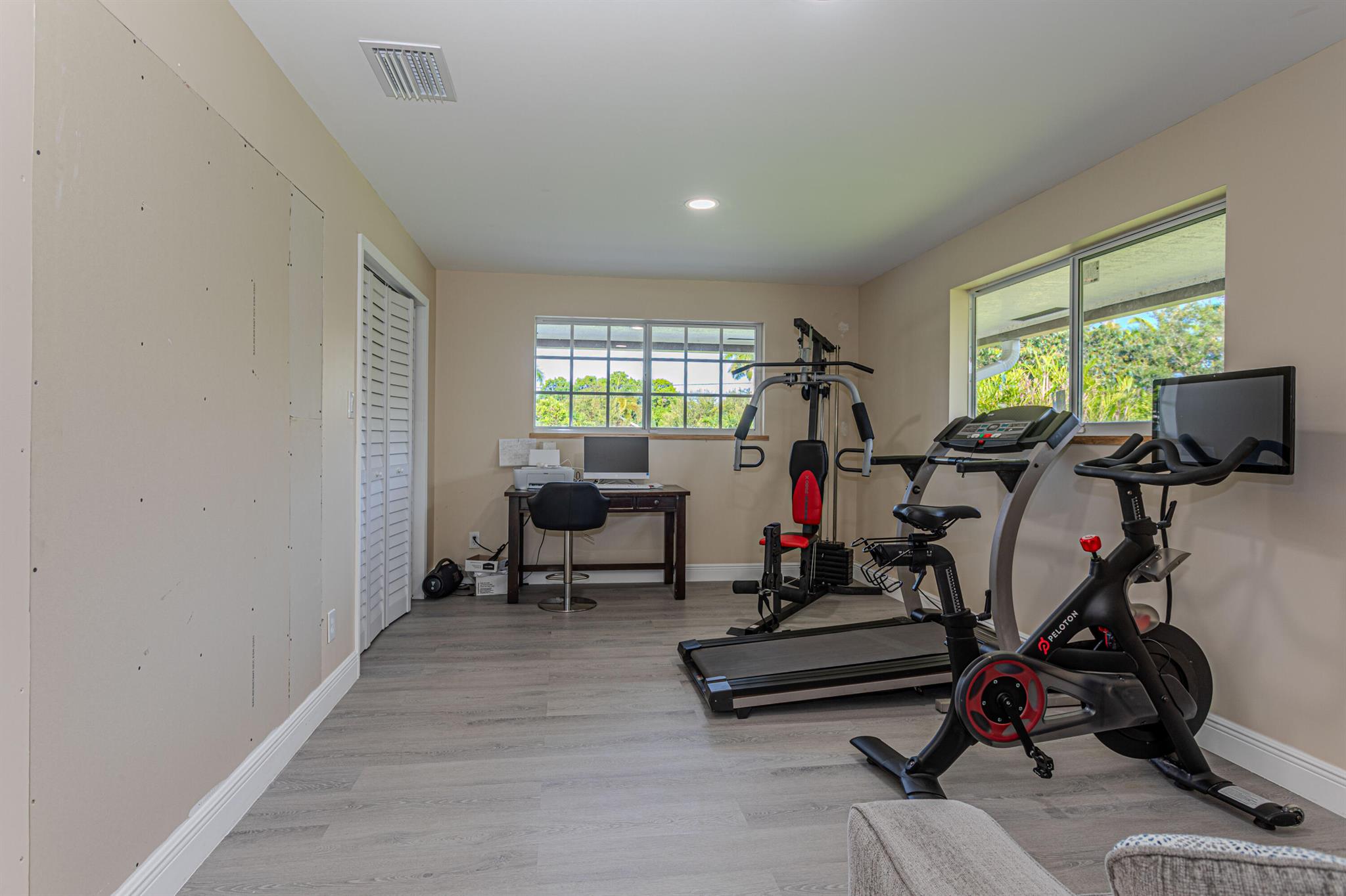 875 NW 120th Ave Plantation, FL 33325