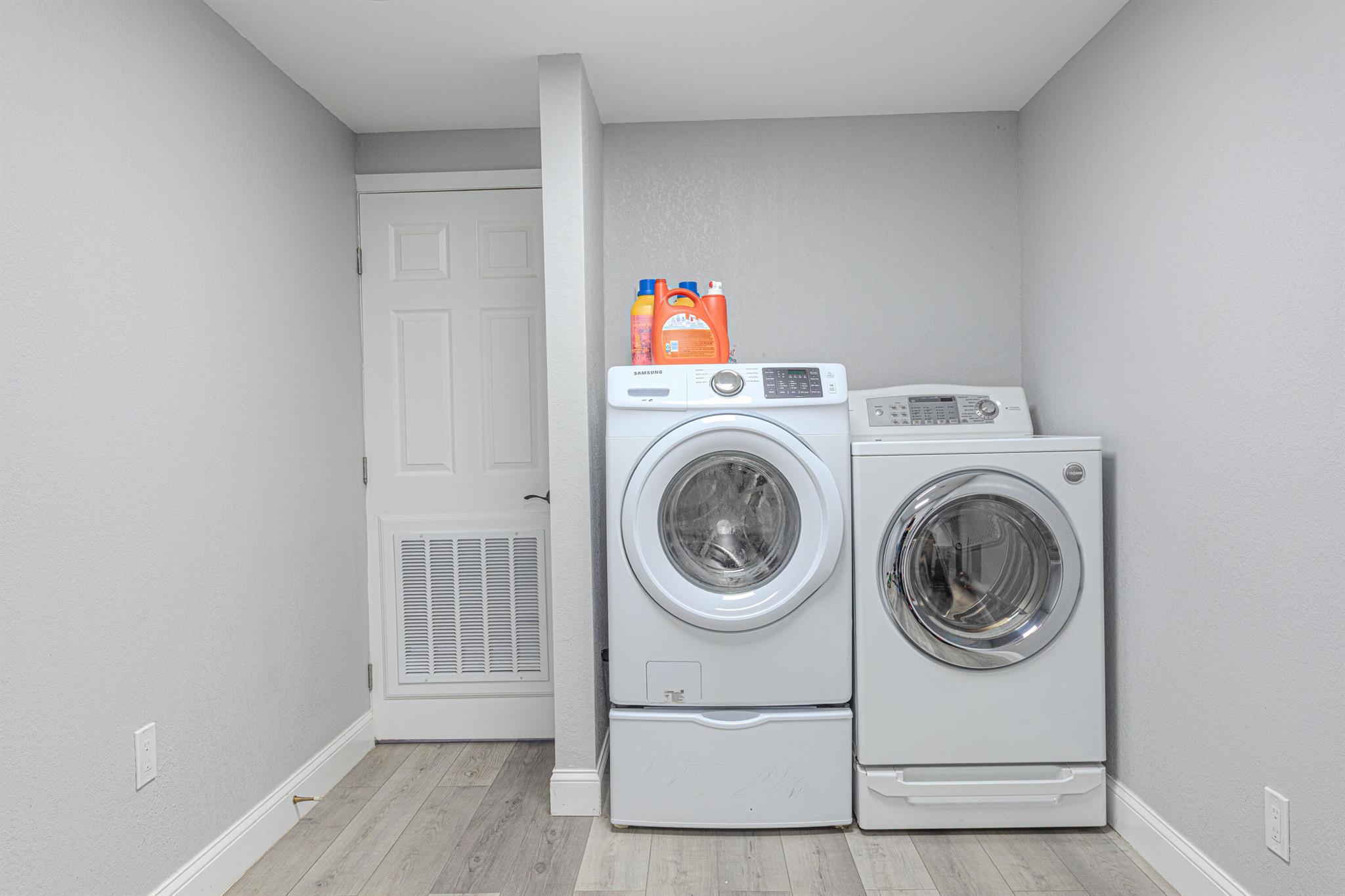 875 NW 120th Ave Plantation, FL 33325