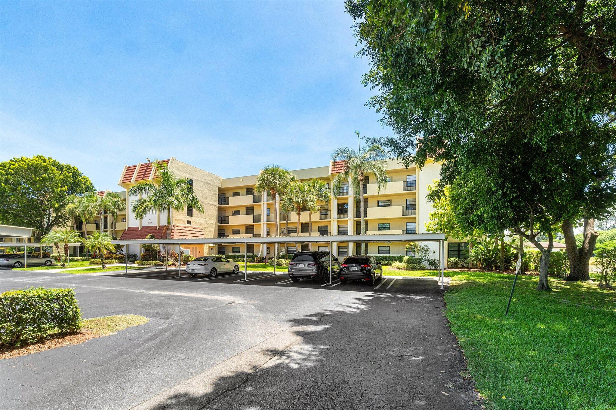 23395 Carolwood Ln #207