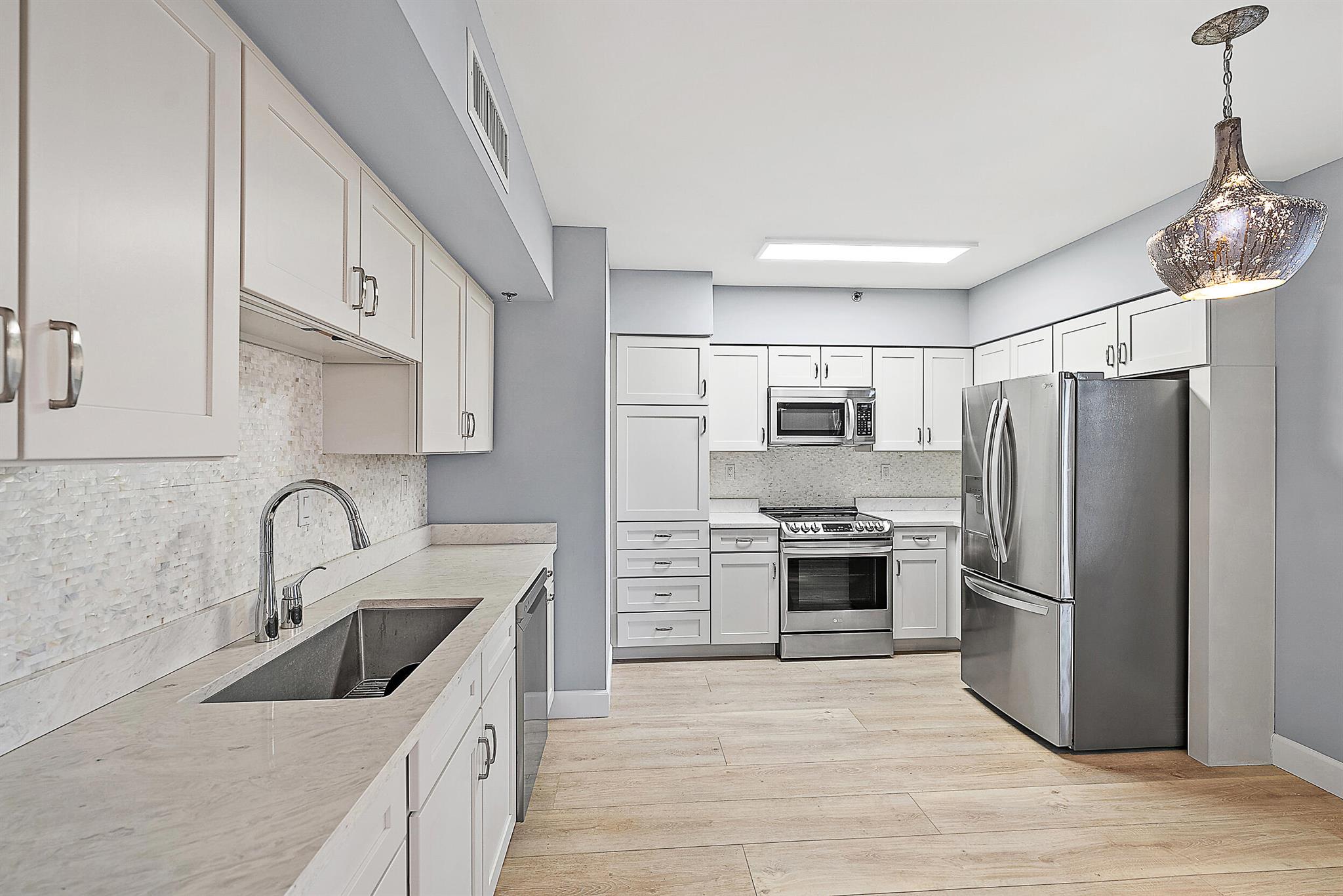 16910 Bay St #E204 Jupiter, FL 33477