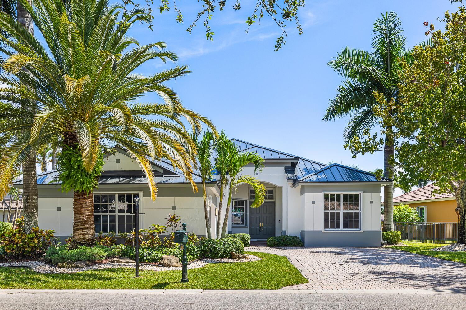 6916 NW 113th Ave