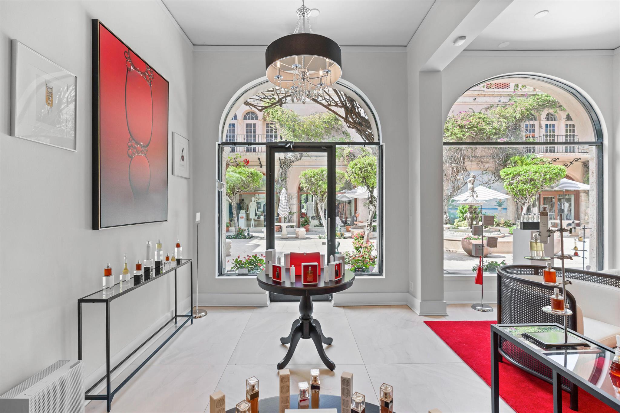 256 Worth Ave Palm Beach, FL 33480