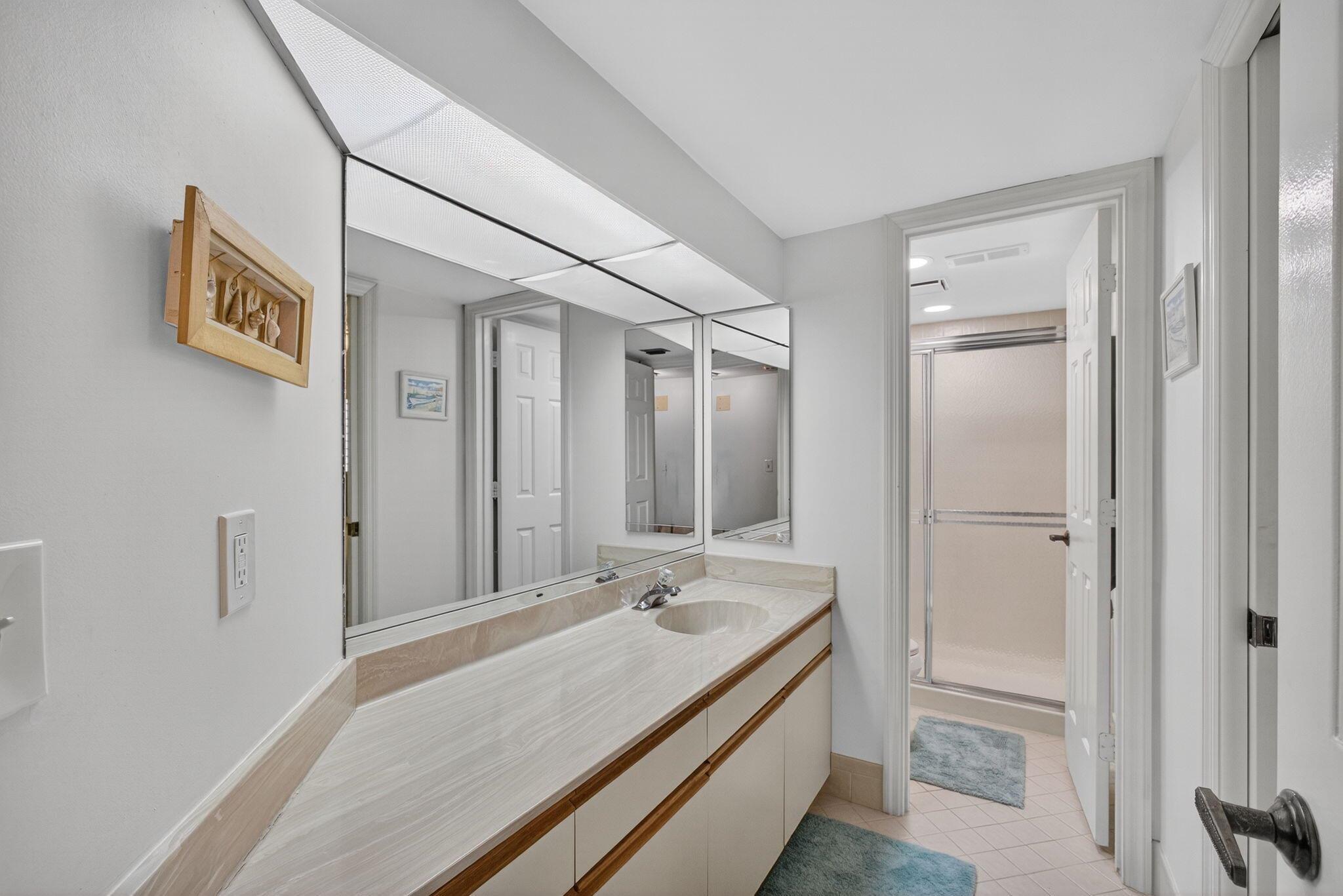 204 Sea Oats Dr #C Juno Beach, FL 33408