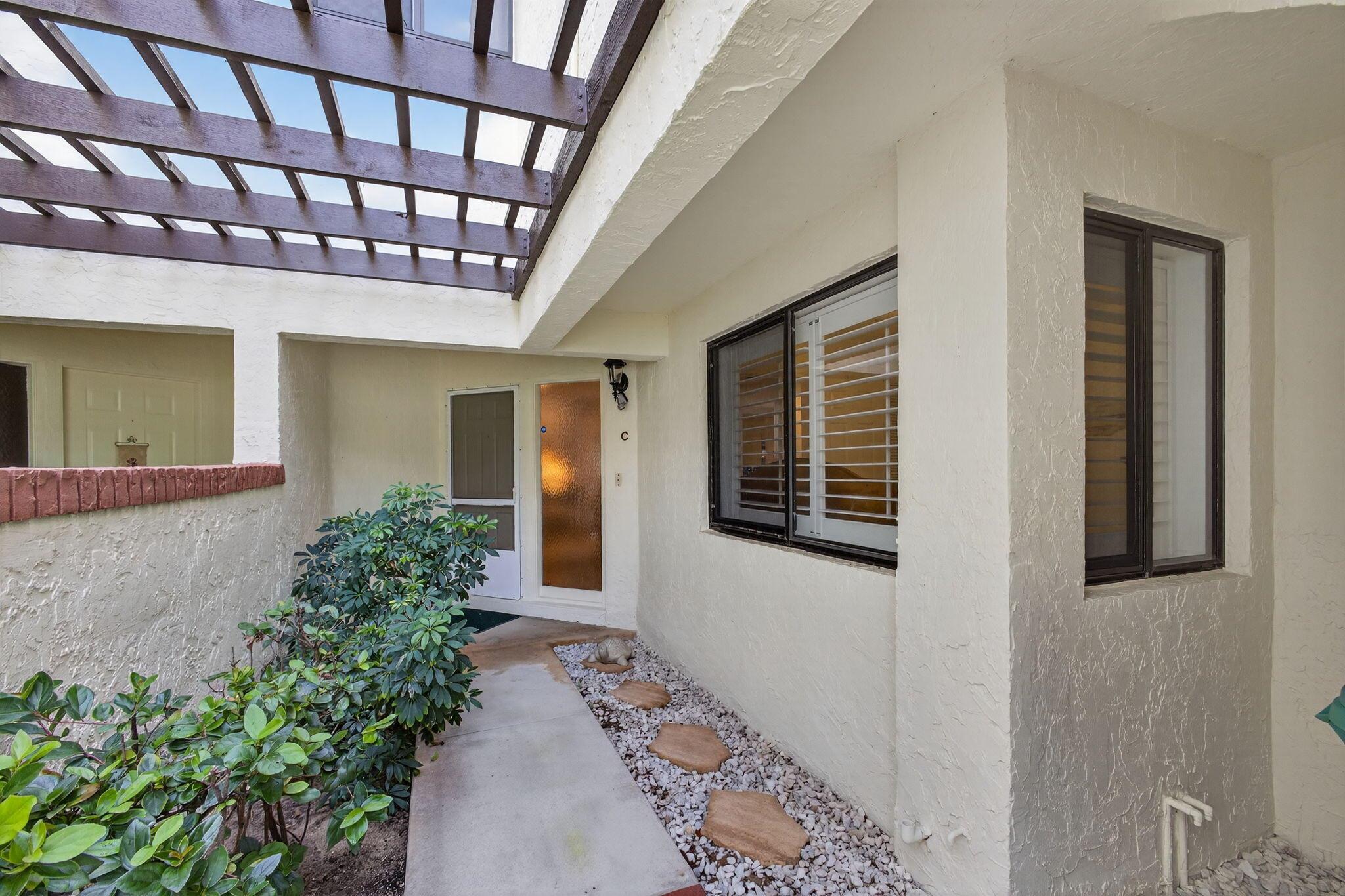 204 Sea Oats Dr #C Juno Beach, FL 33408