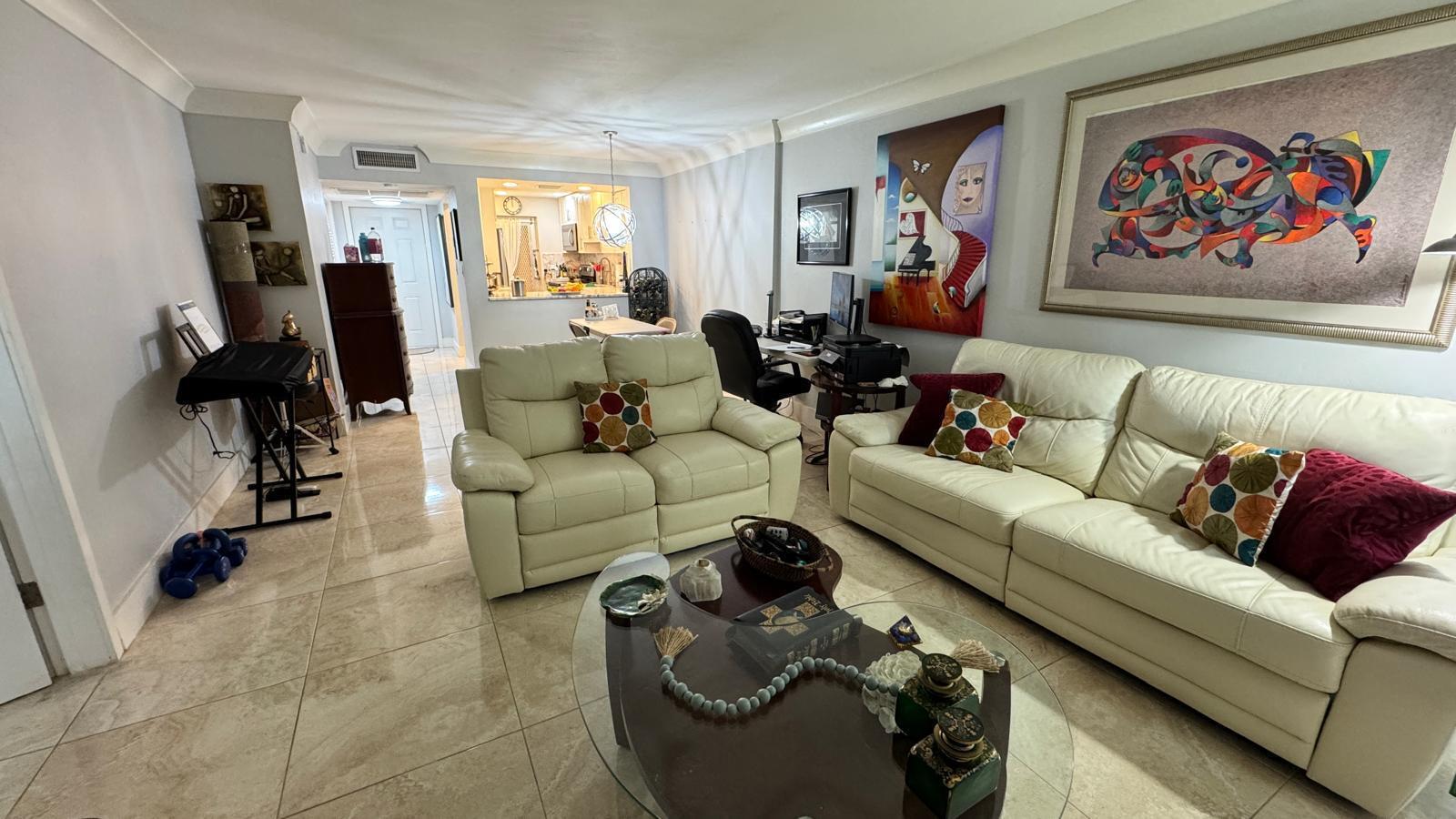 4502 N Federal Hwy #123-C