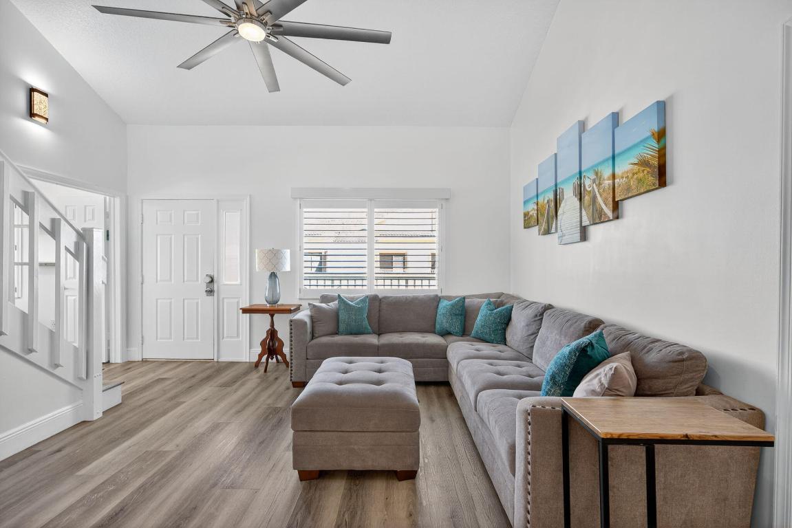 280 Bella Vis #41h Jupiter, FL 33477