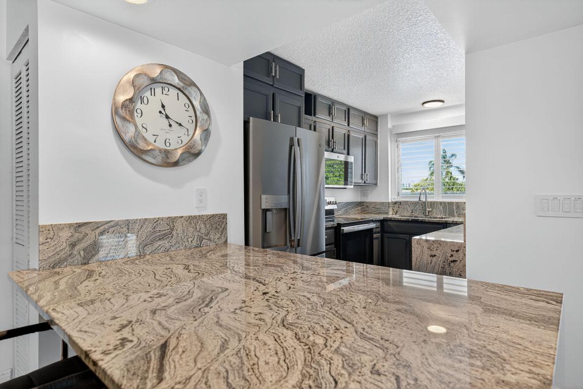 280 Bella Vis #41h Jupiter, FL 33477