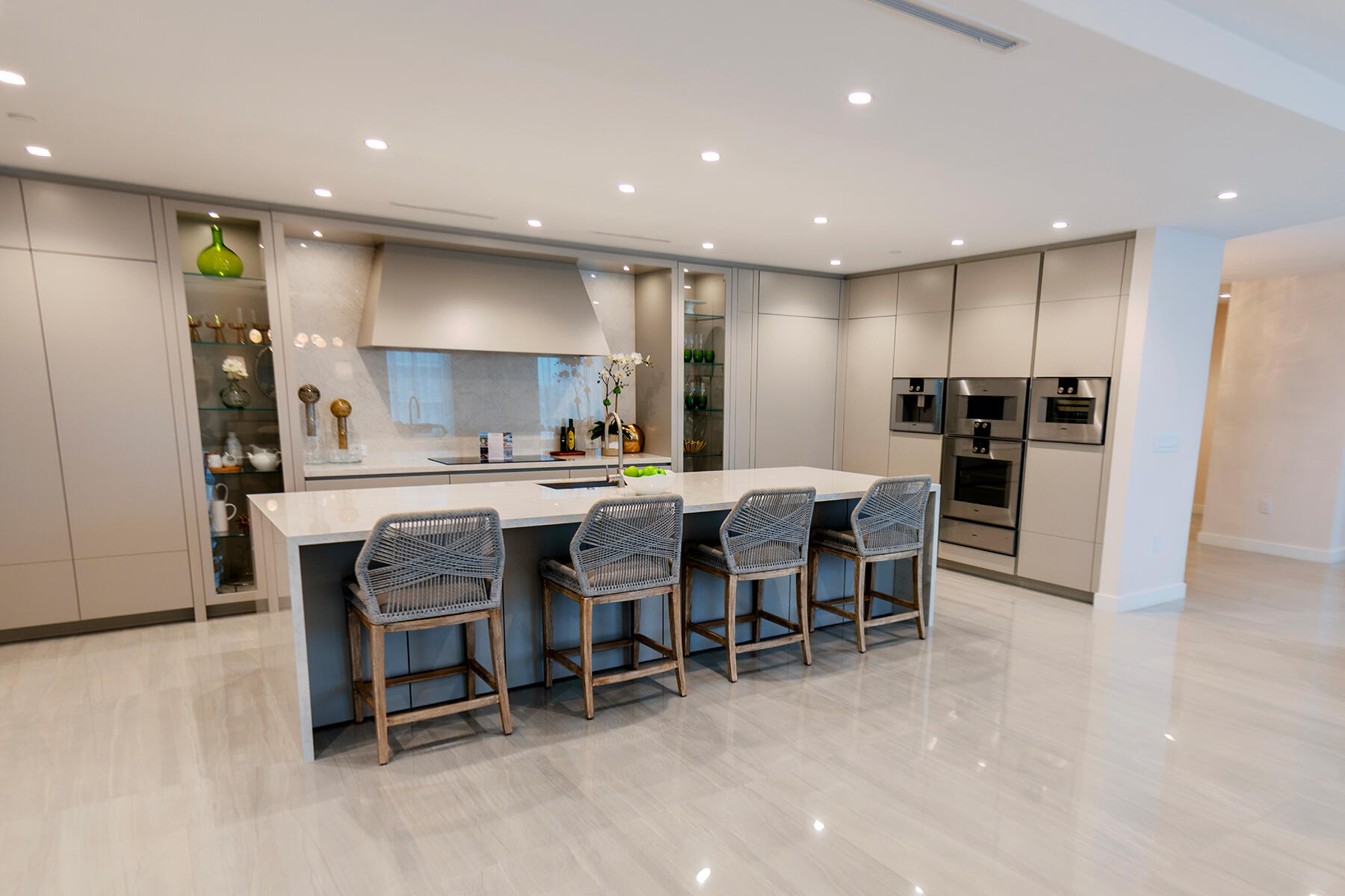 220 SE Mizner #501 Boca Raton, FL 33432