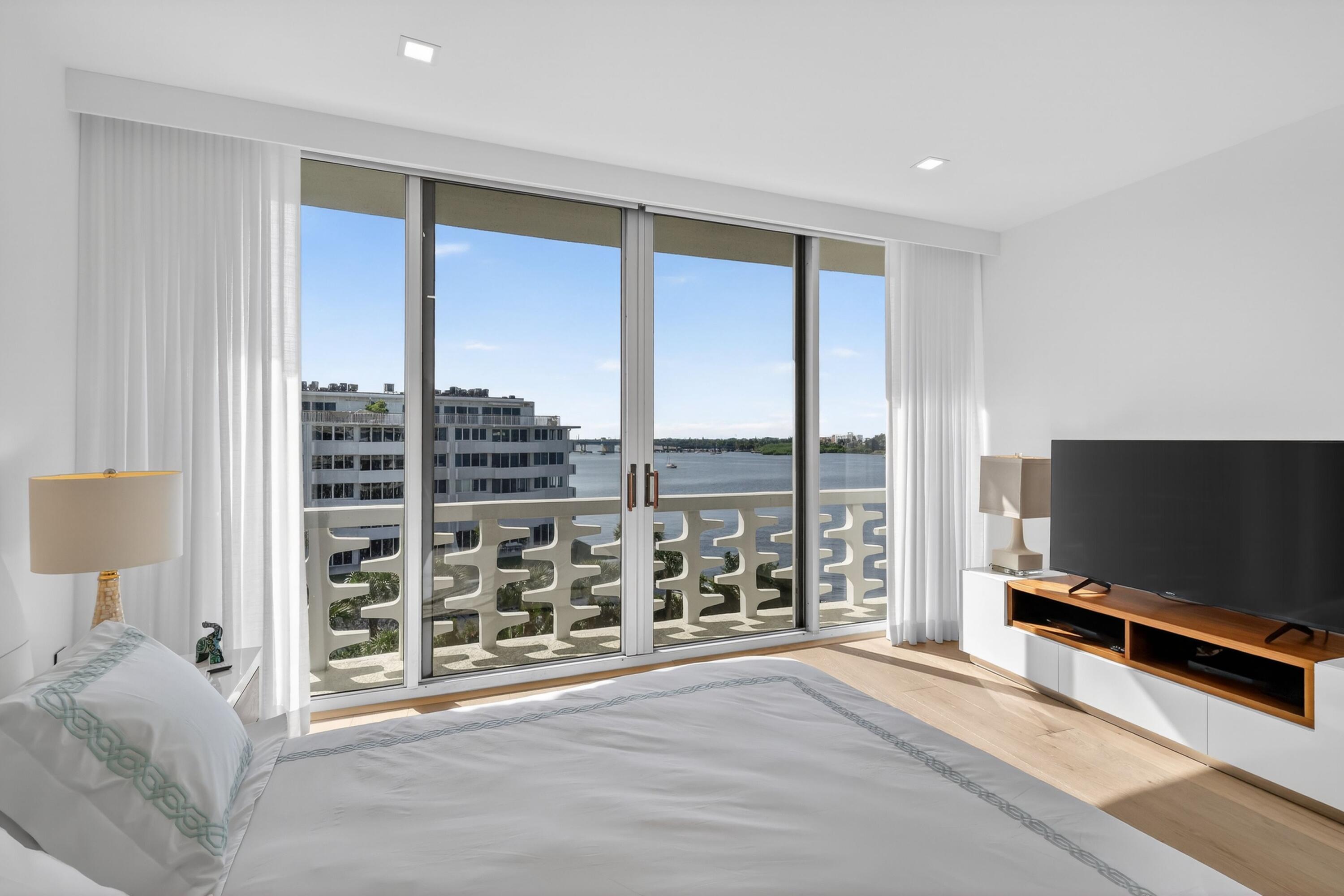 2760 S Ocean Blvd #508 Palm Beach, FL 33480