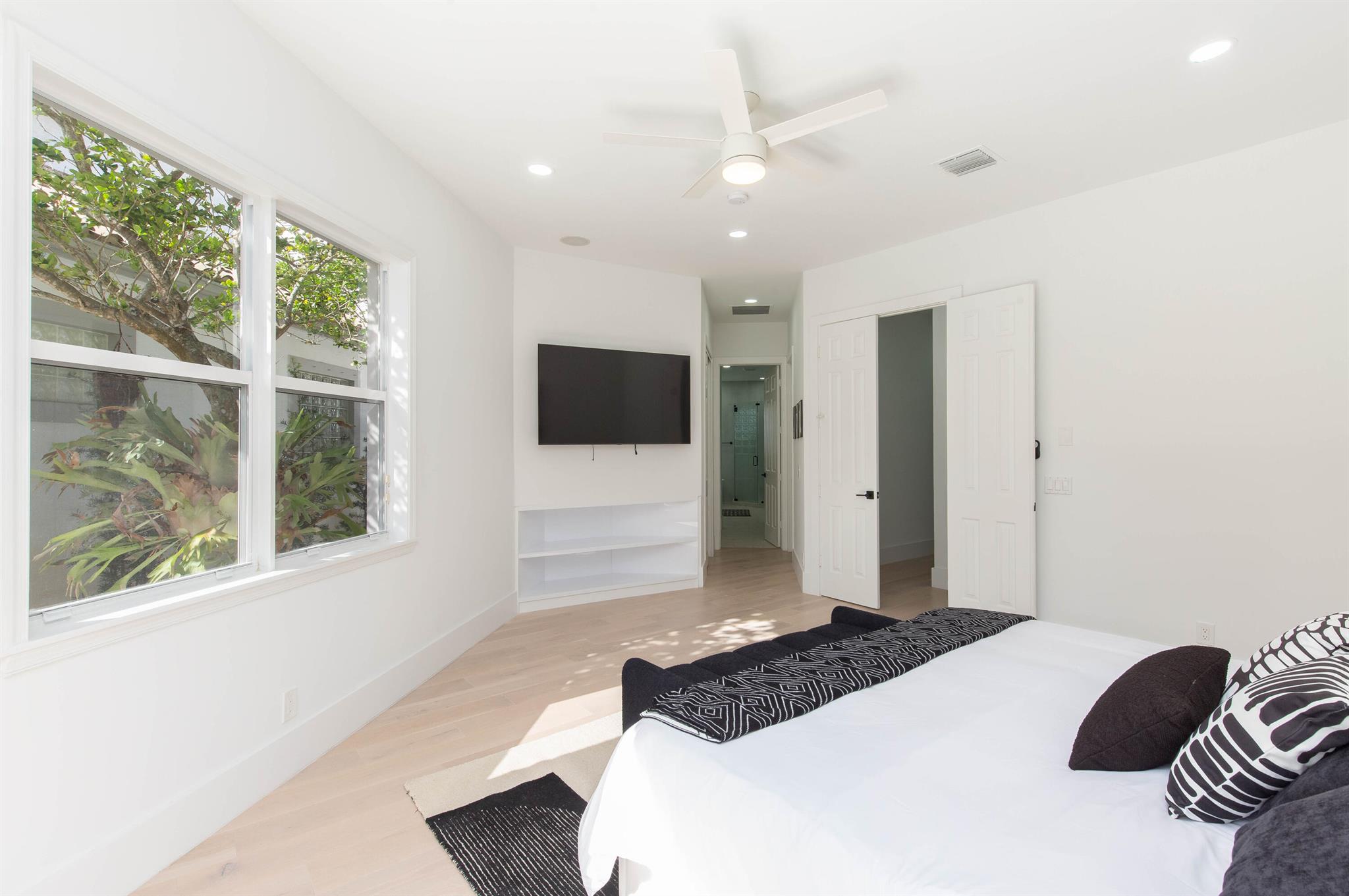 2443 Players Ct Wellington, FL 33414