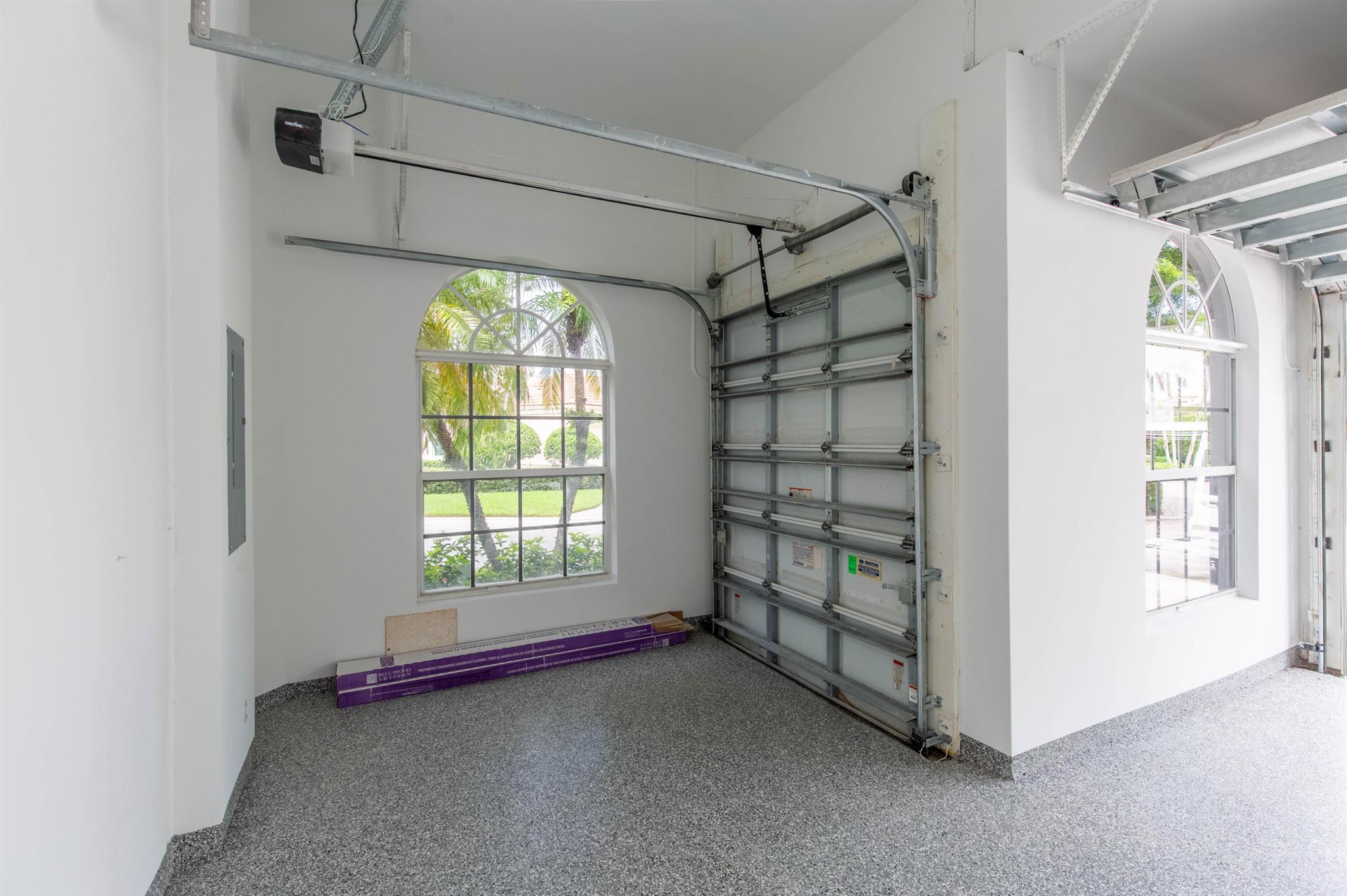 2443 Players Ct Wellington, FL 33414