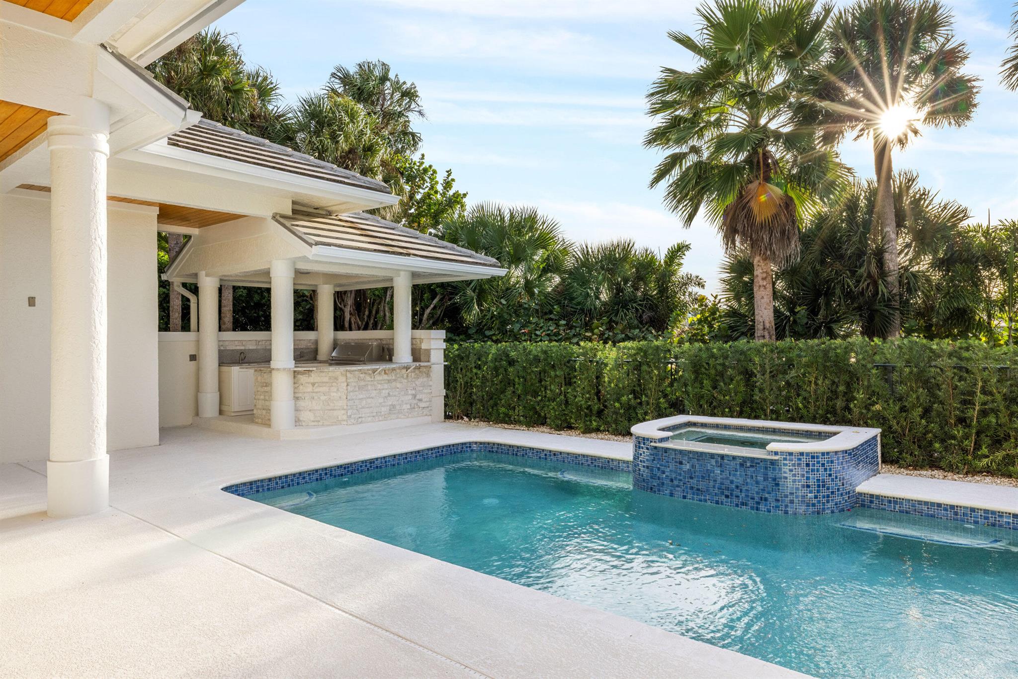 2925 SE Dune Dr Stuart, FL 34996