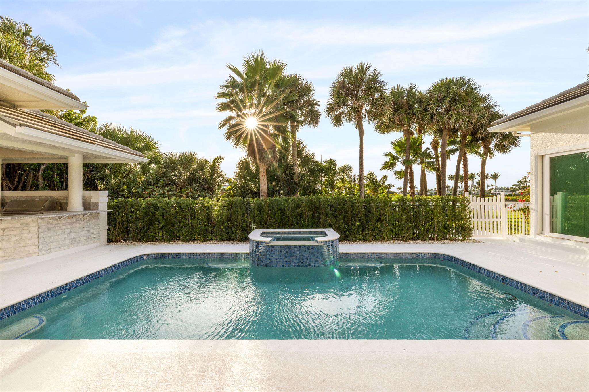 2925 SE Dune Dr Stuart, FL 34996