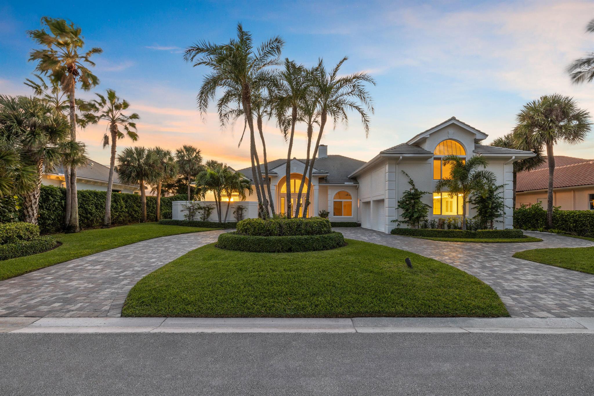 2925 SE Dune Dr Stuart, FL 34996