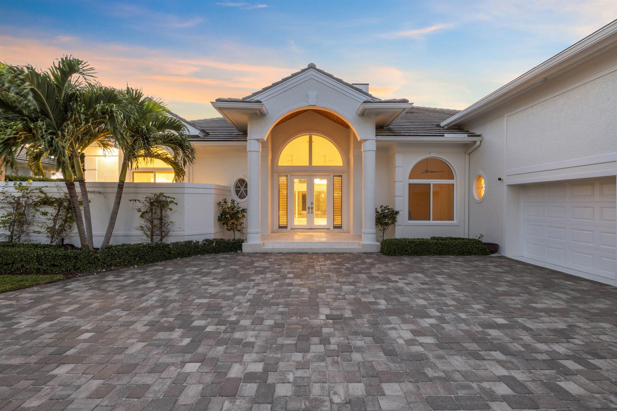 2925 SE Dune Dr Stuart, FL 34996