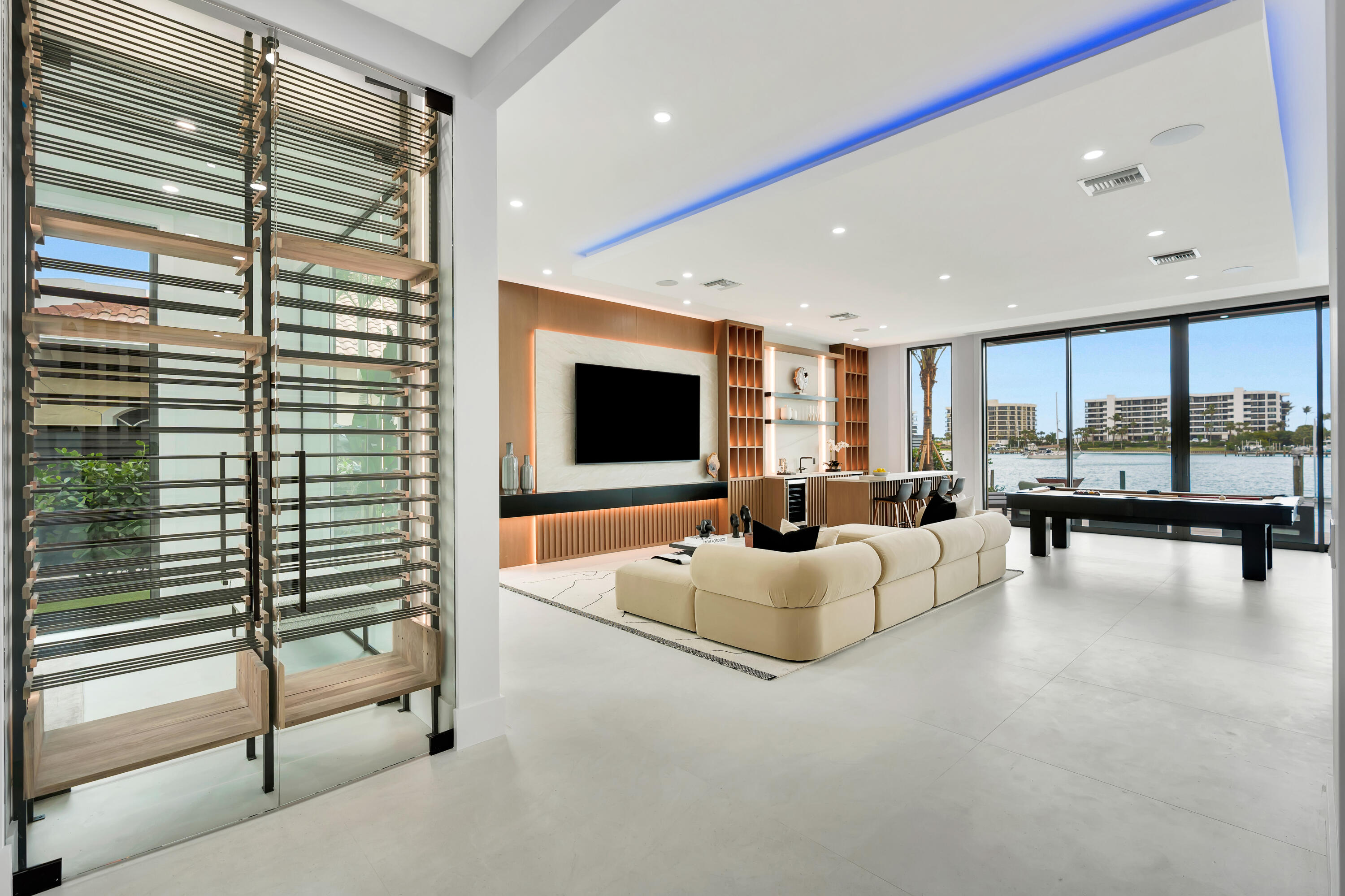 19696 Harbor Jupiter, FL 33469