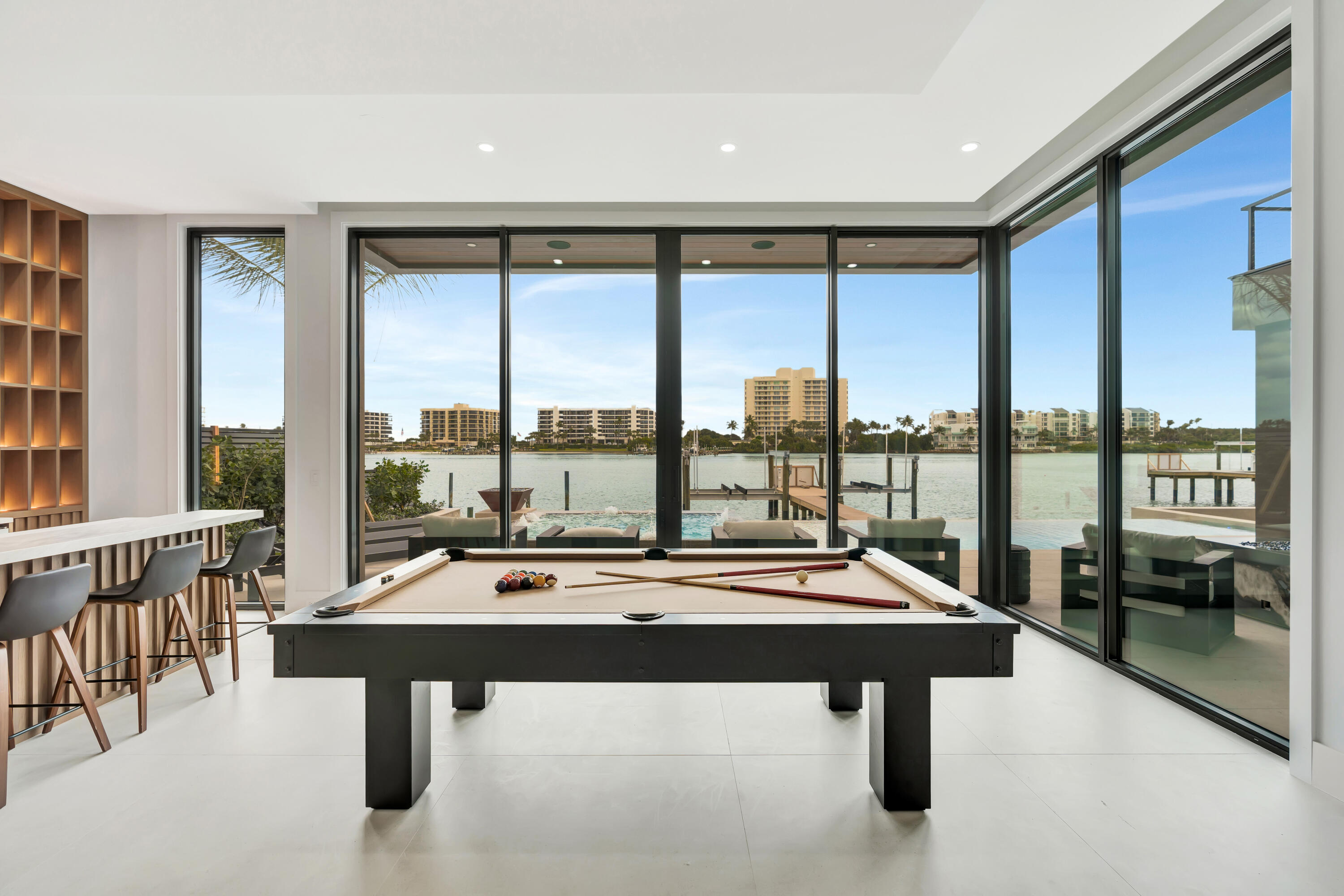 19696 Harbor Jupiter, FL 33469