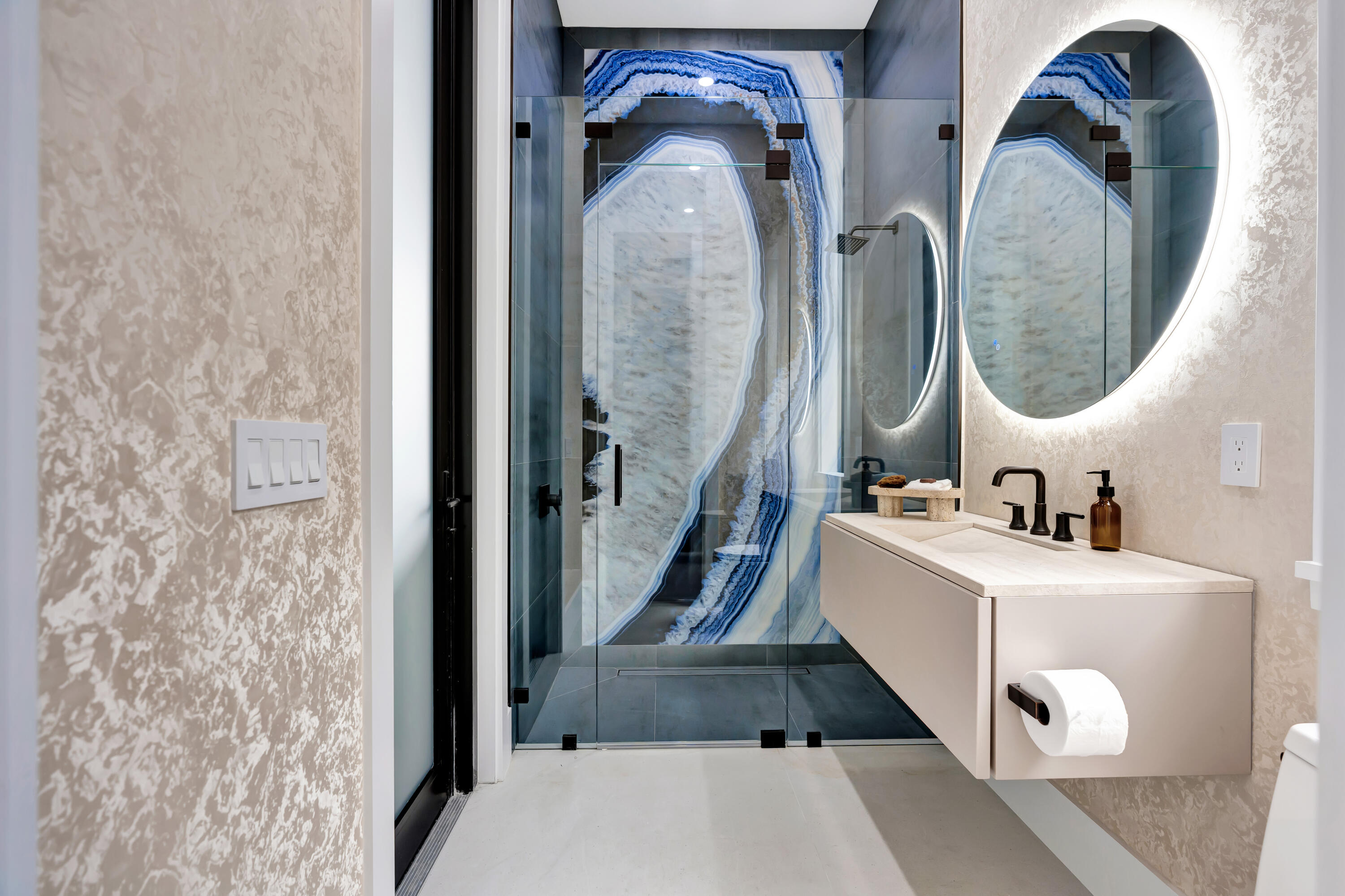 19696 Harbor Jupiter, FL 33469