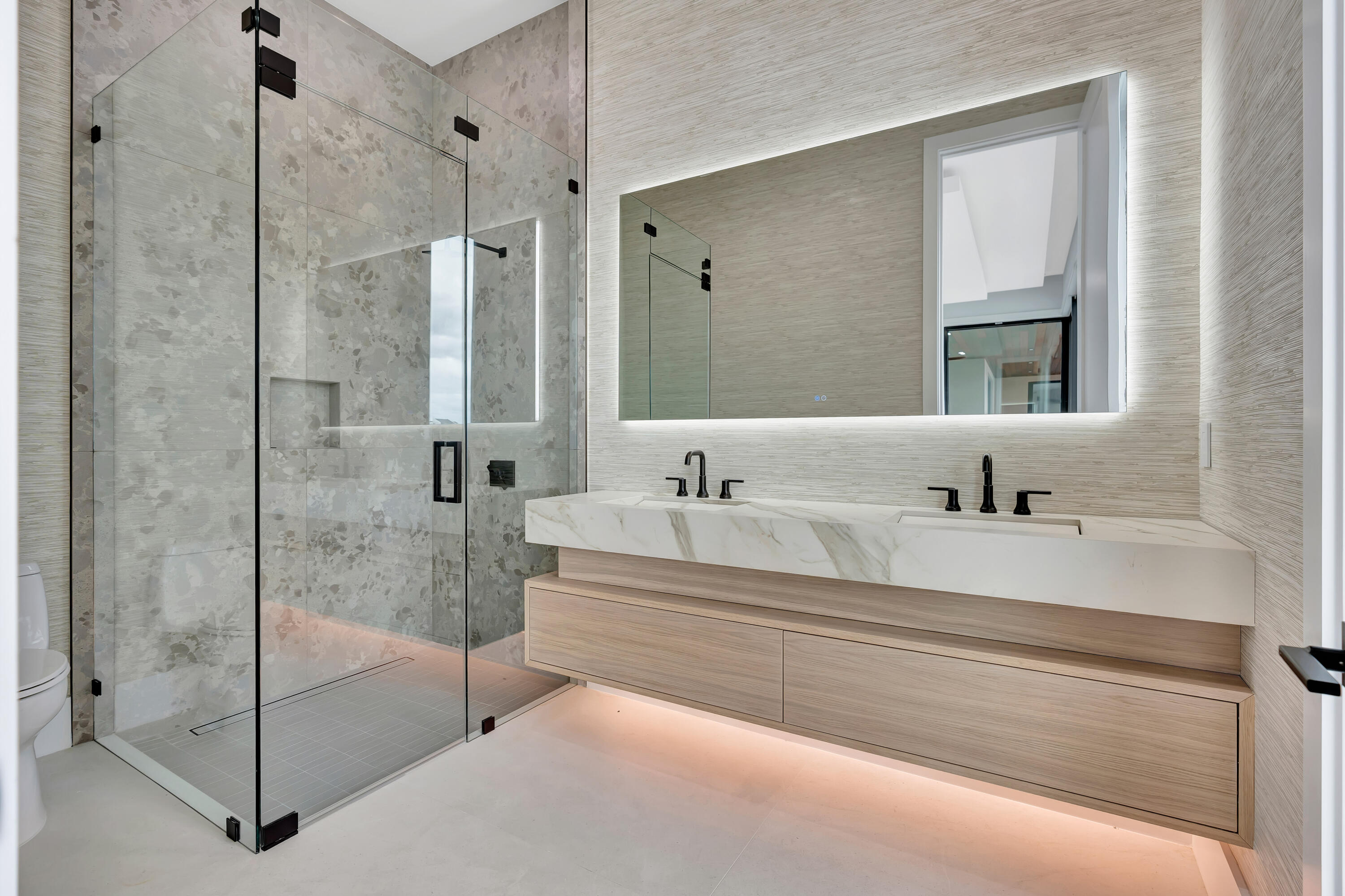 19696 Harbor Jupiter, FL 33469