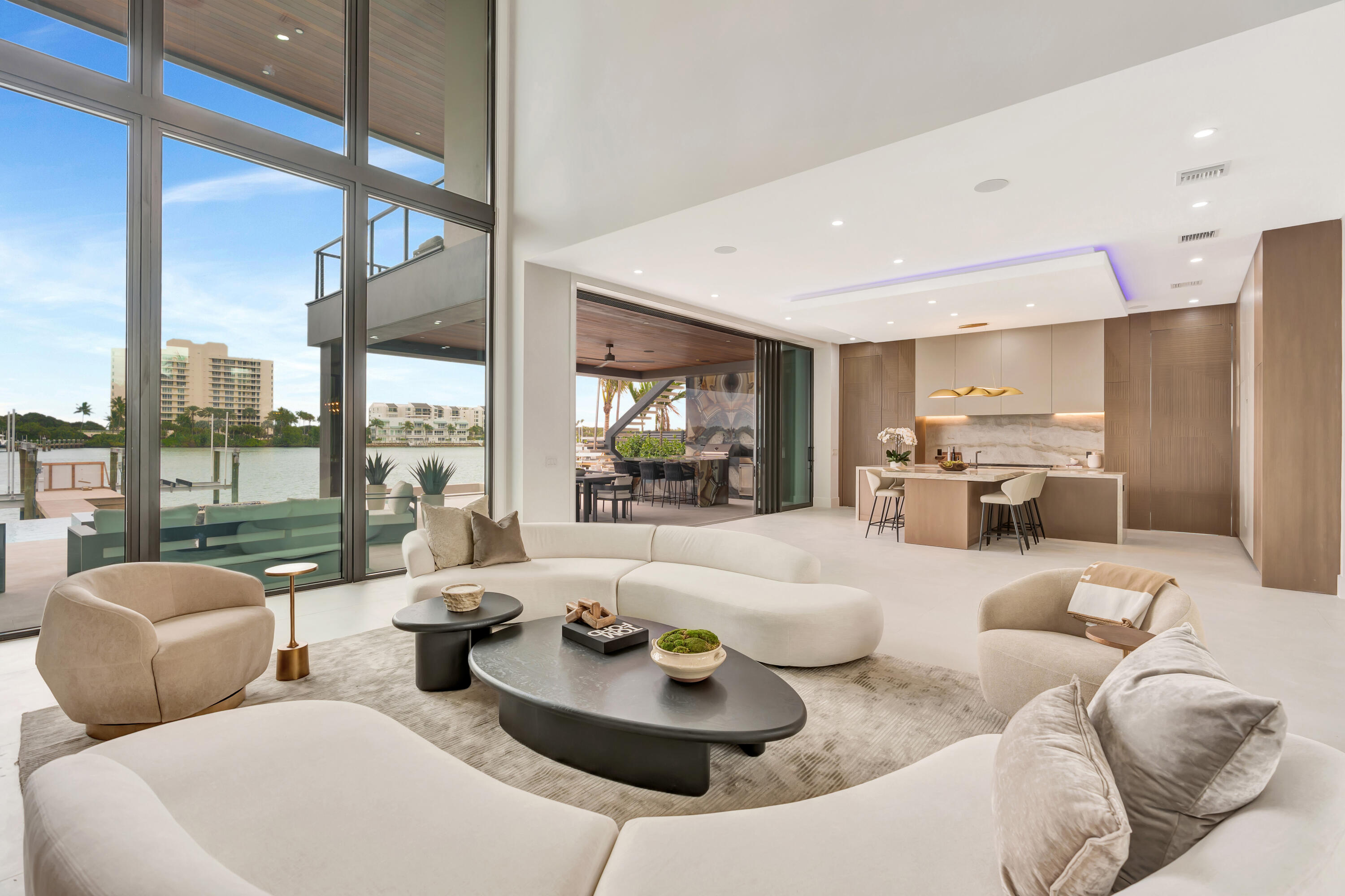 19696 Harbor Jupiter, FL 33469